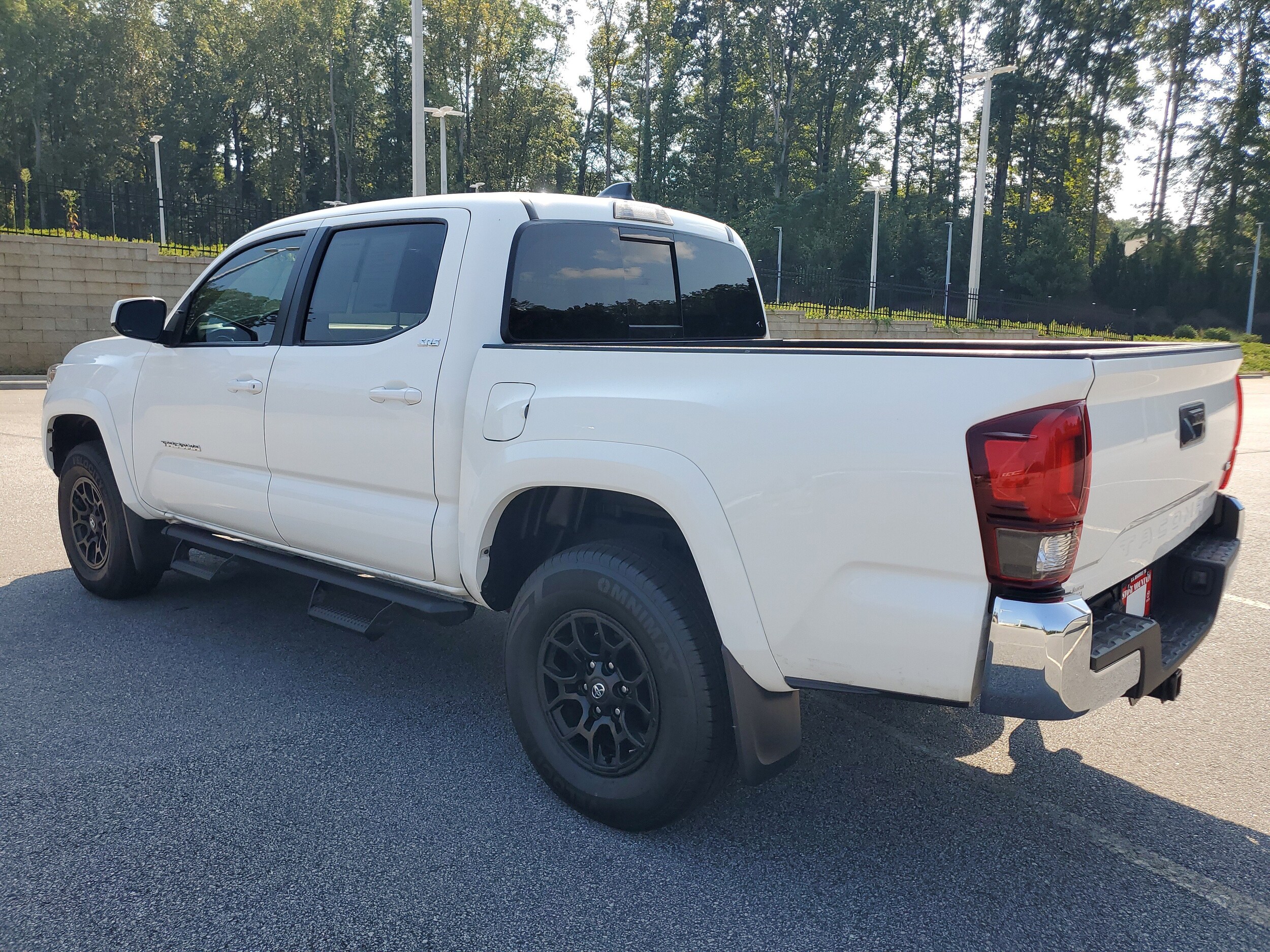 2022 Toyota Tacoma SR5 V6 photo 3