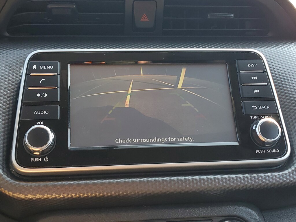 2018 Nissan Kicks S photo 21