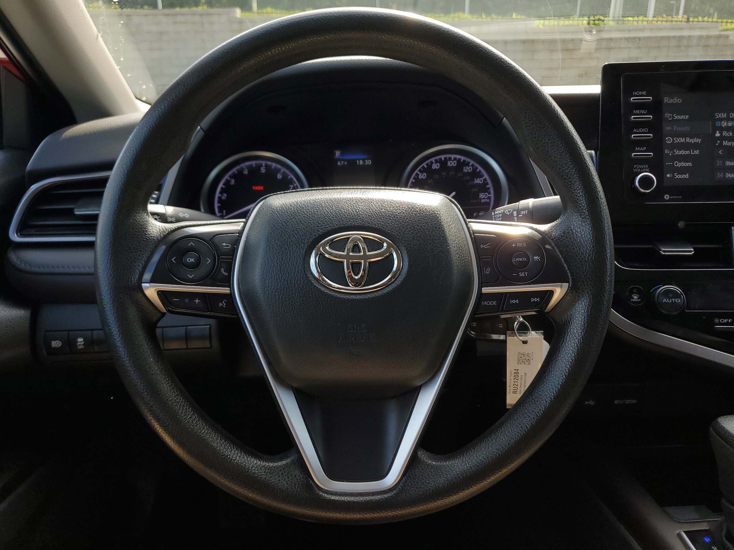 2024 Toyota Camry LE - Photo 17