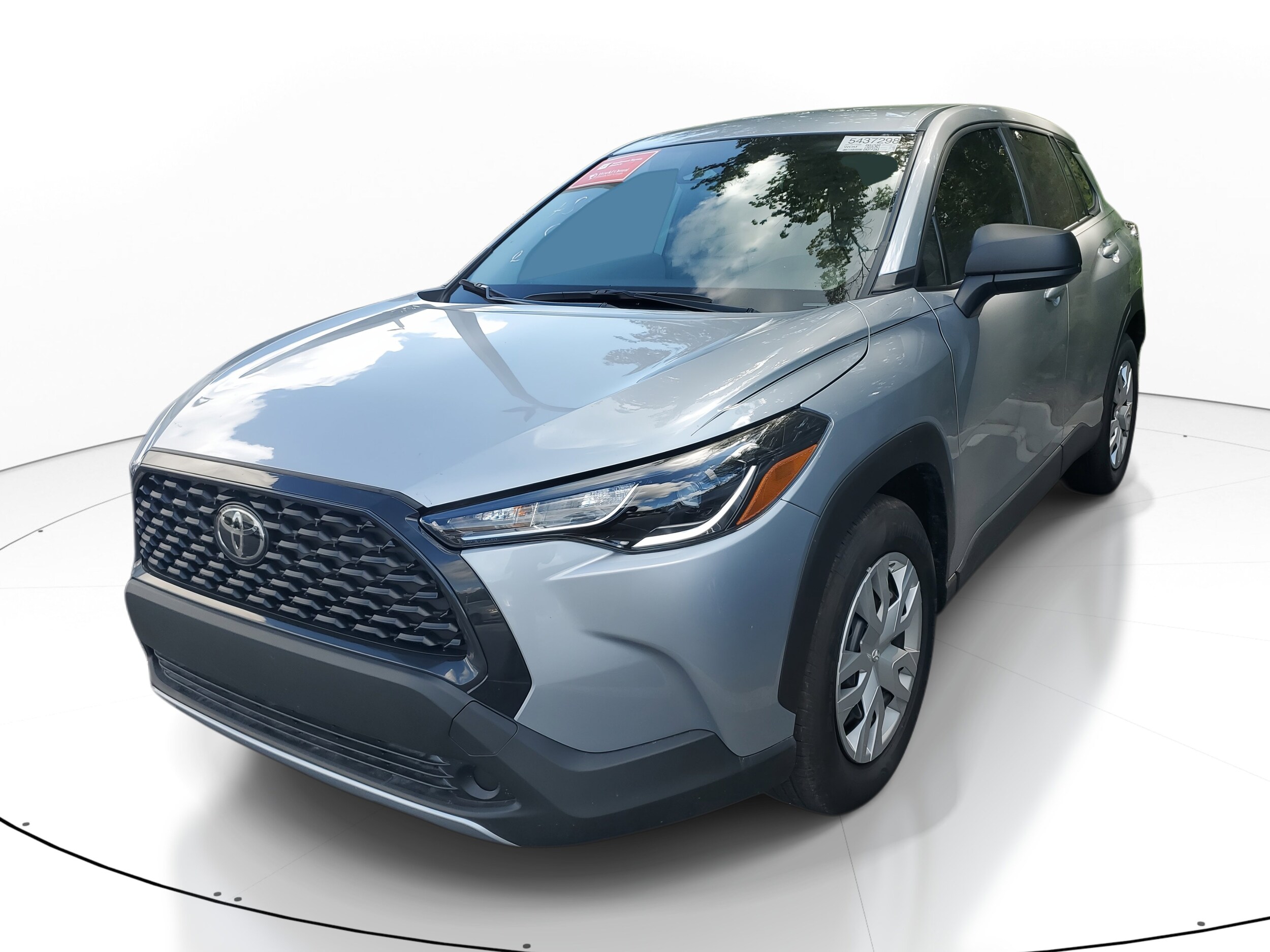 2024 Toyota Corolla Cross L photo 3