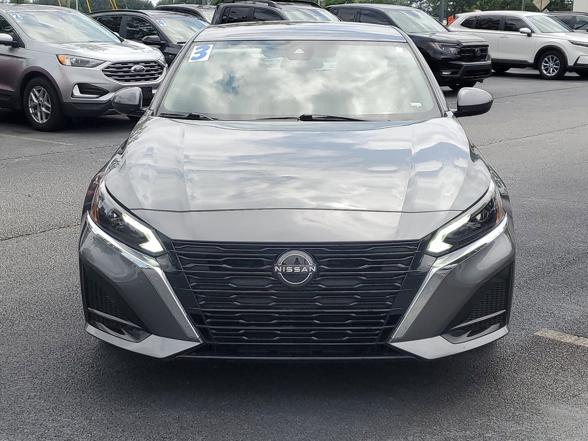 2023 Nissan Altima 2.5 SV photo 2