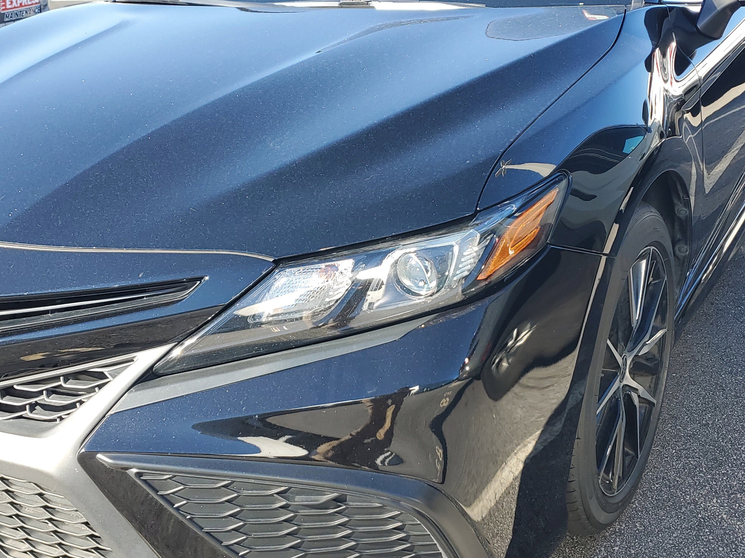 2023 Toyota Camry SE photo 4