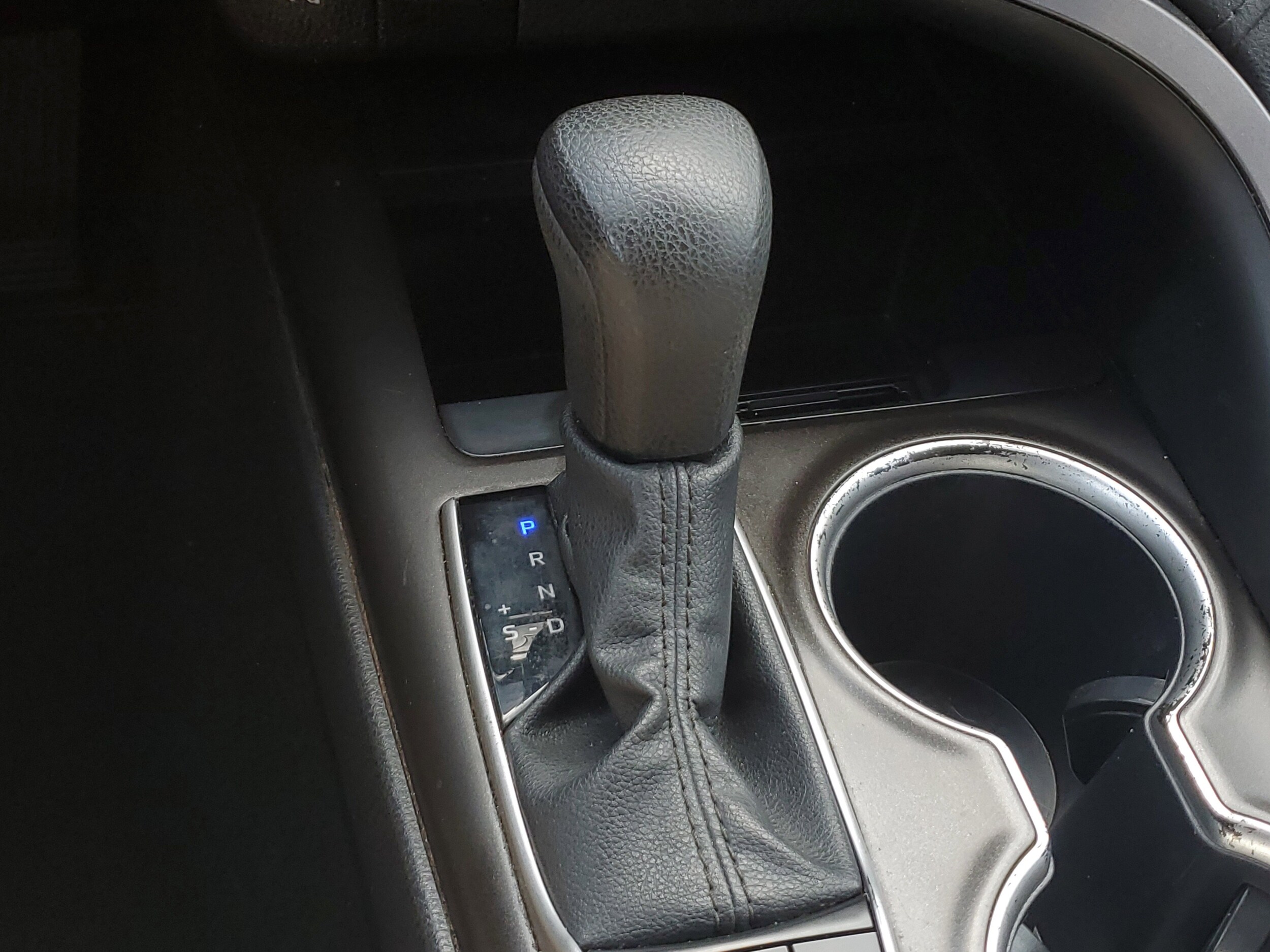 2024 Toyota Camry LE - Photo 26