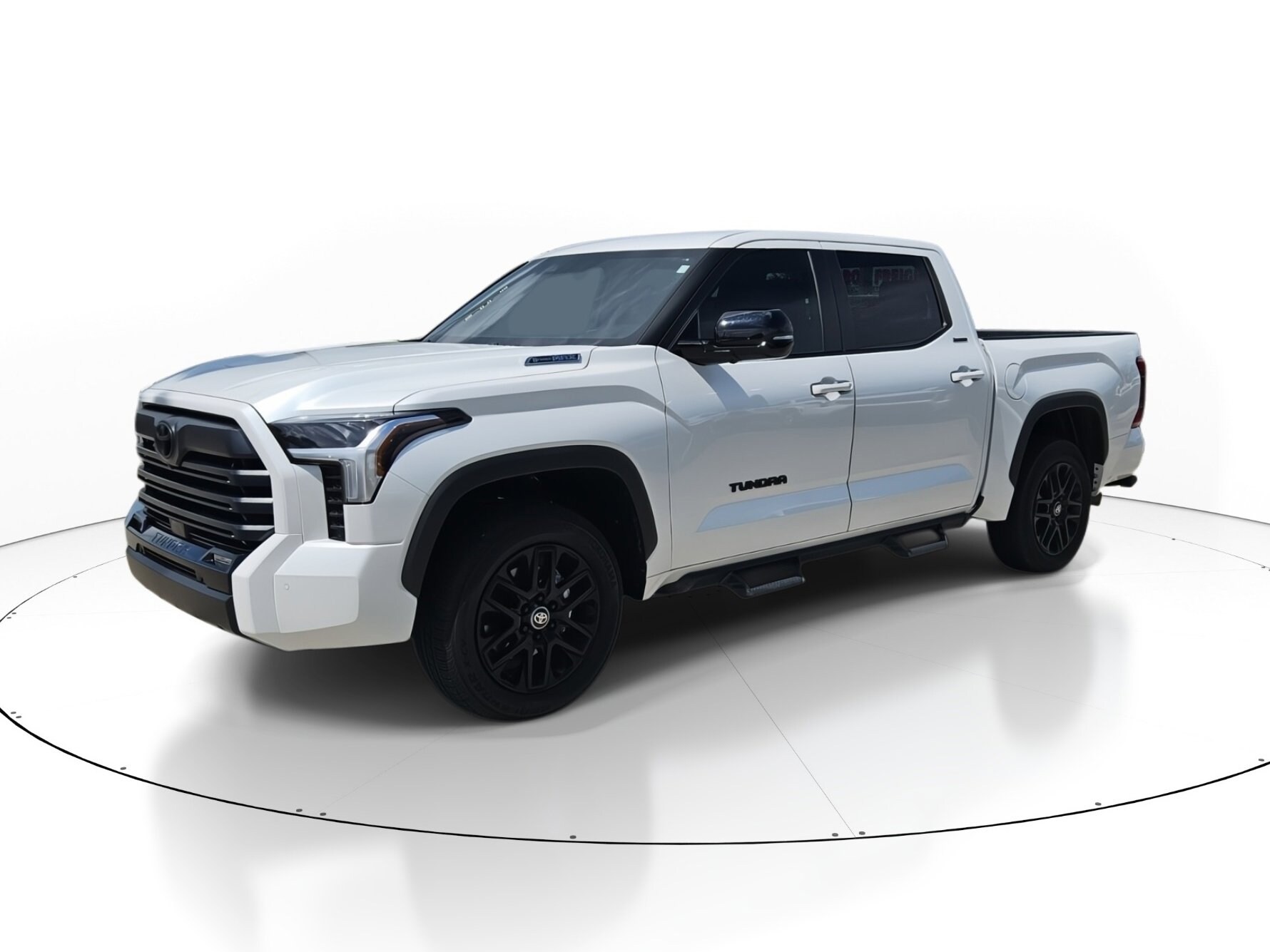 2025 Toyota Tundra Limited photo 3