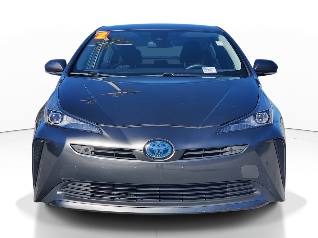 Certified 2022 Toyota Prius L Hatchback