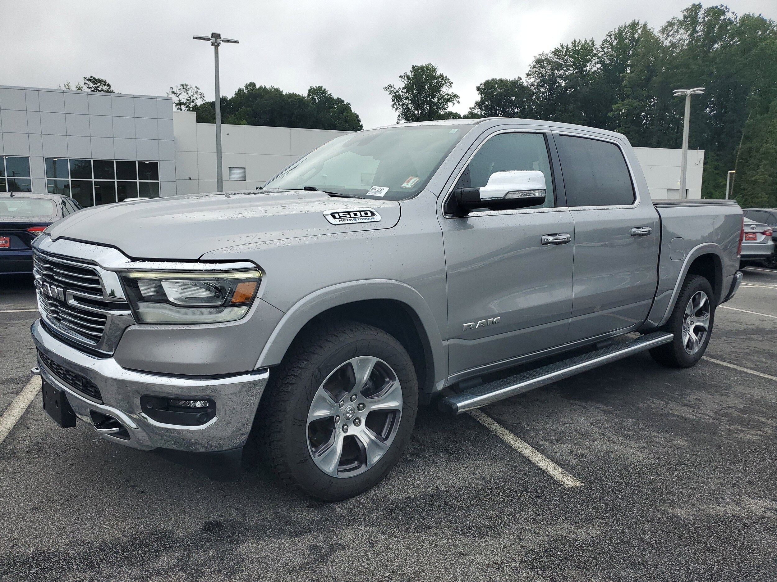 2022 Ram 1500 Laramie photo 3