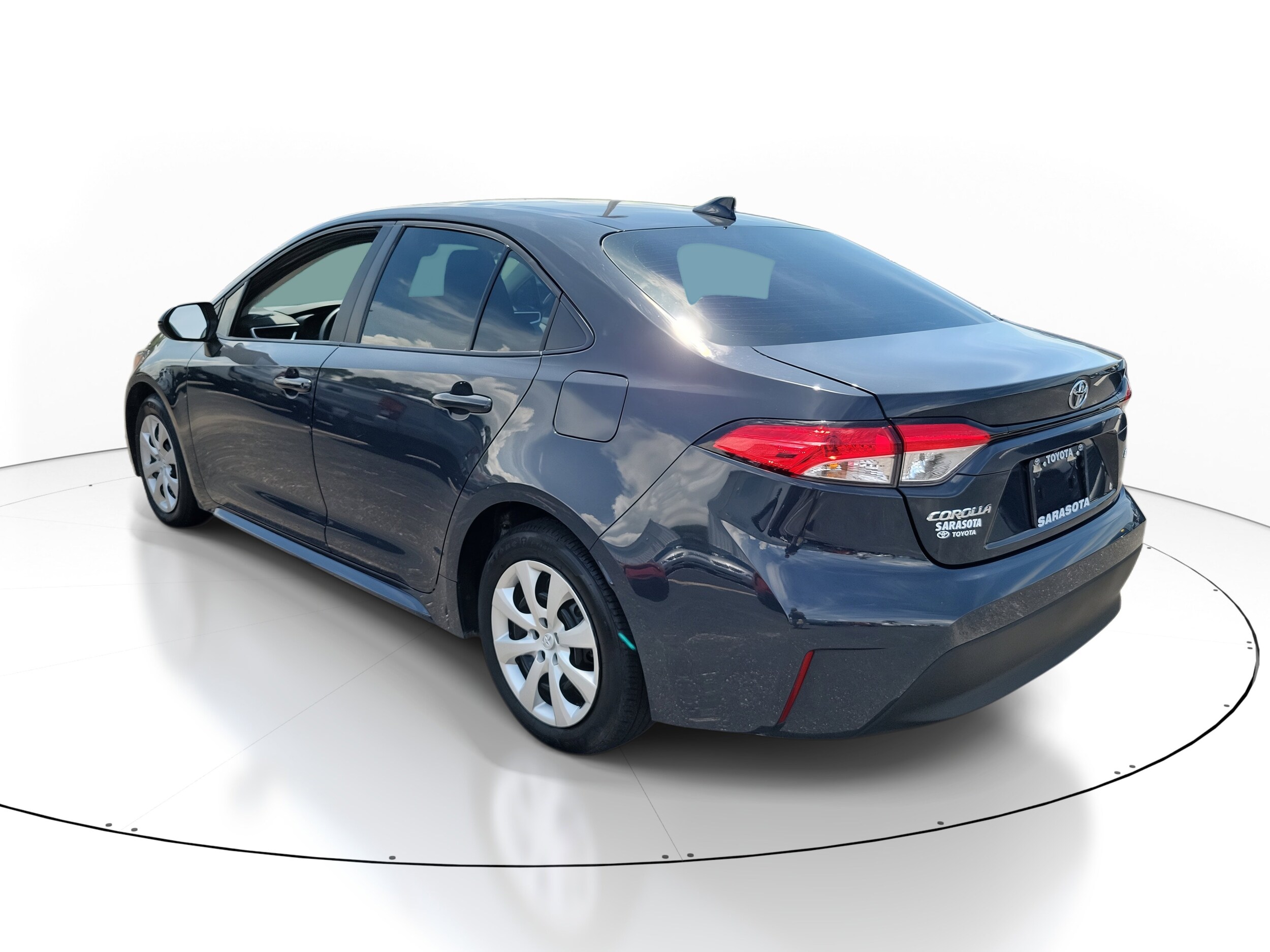 2024 Toyota Corolla LE photo 4