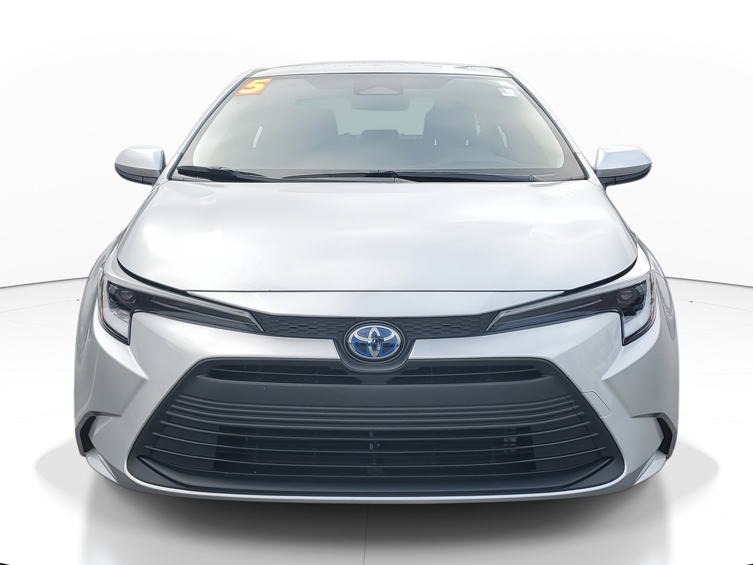 2025 Toyota Corolla Hybrid LE photo 2