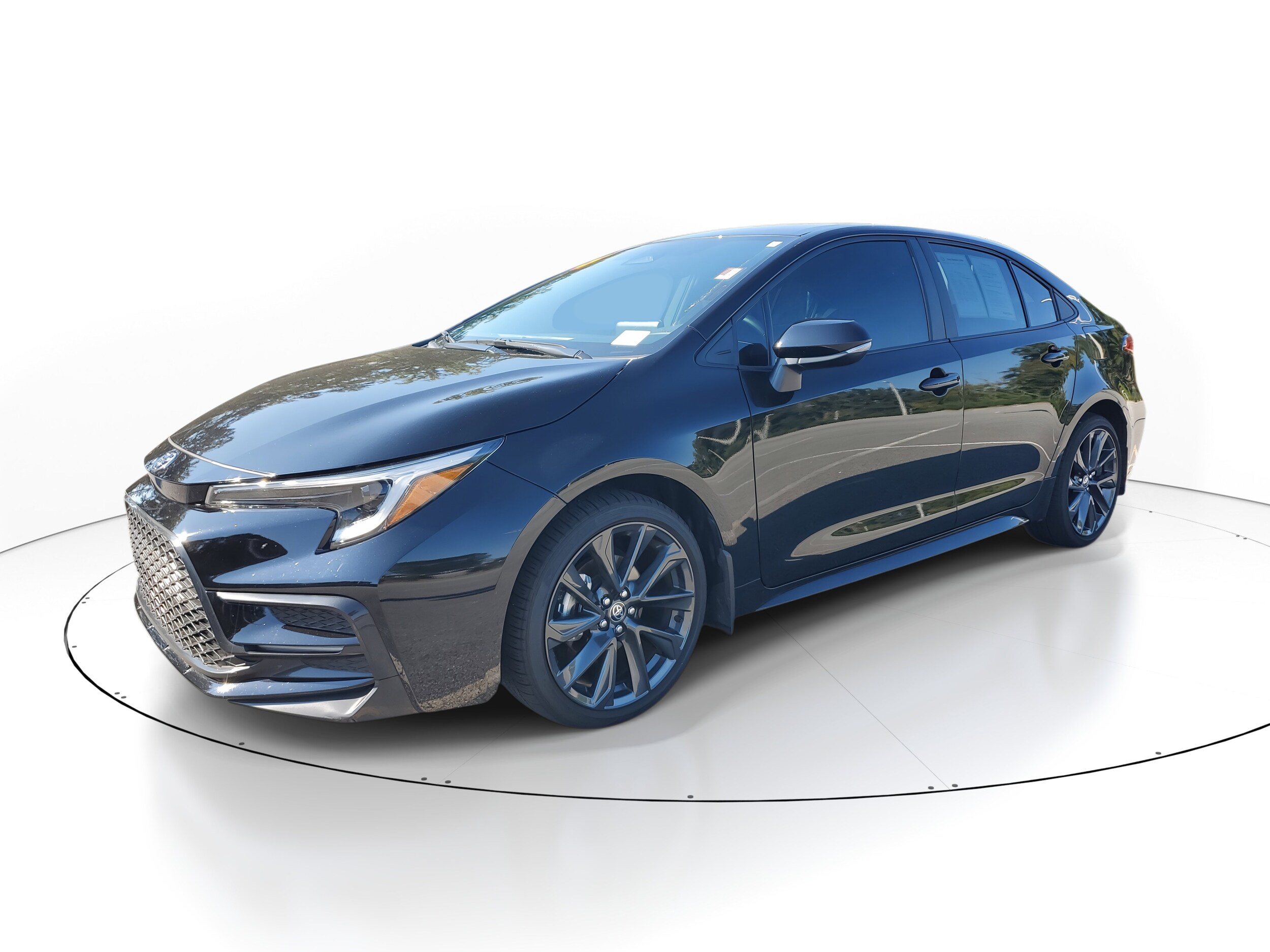 2025 Toyota Corolla SE photo 3