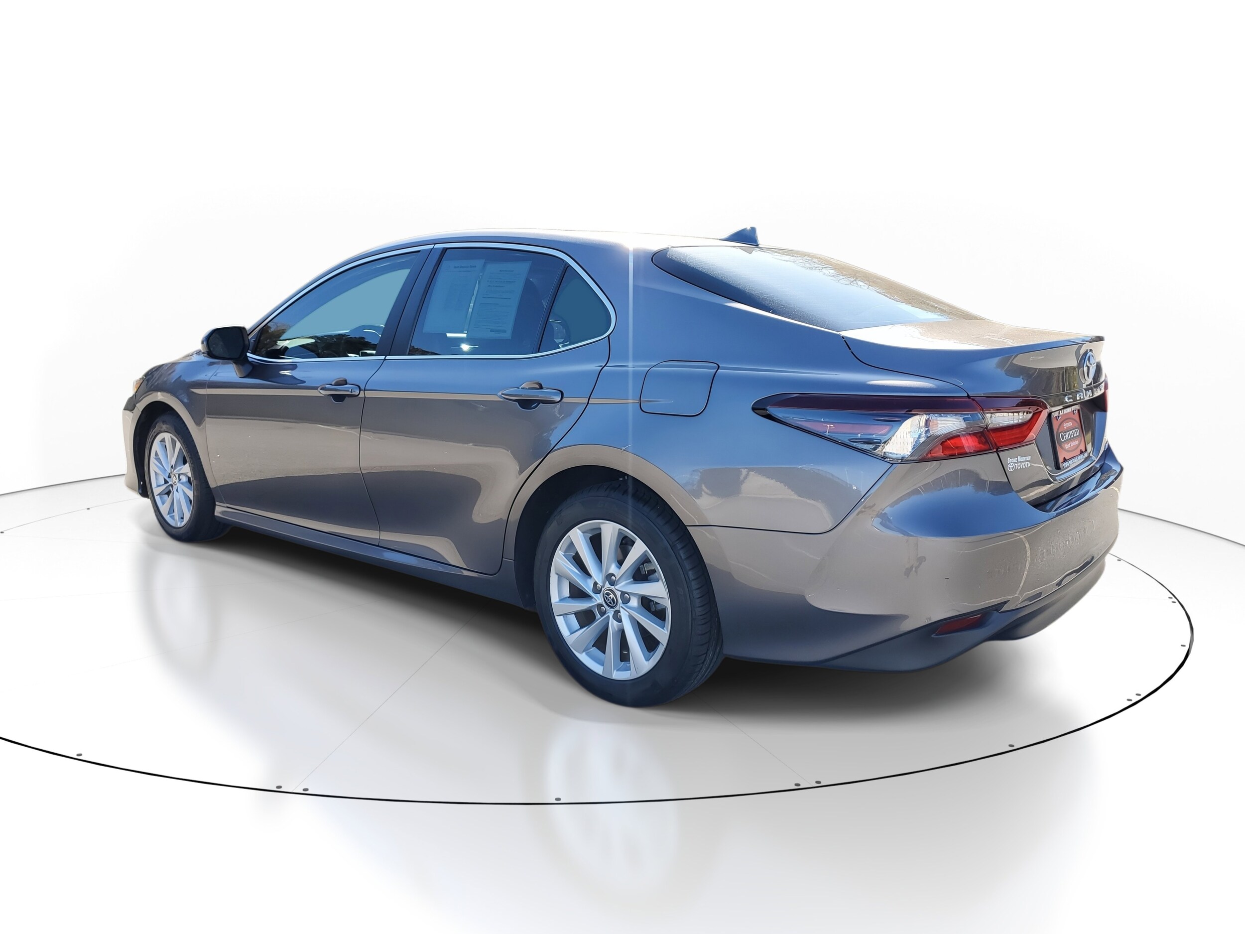 2023 Toyota Camry LE photo 4