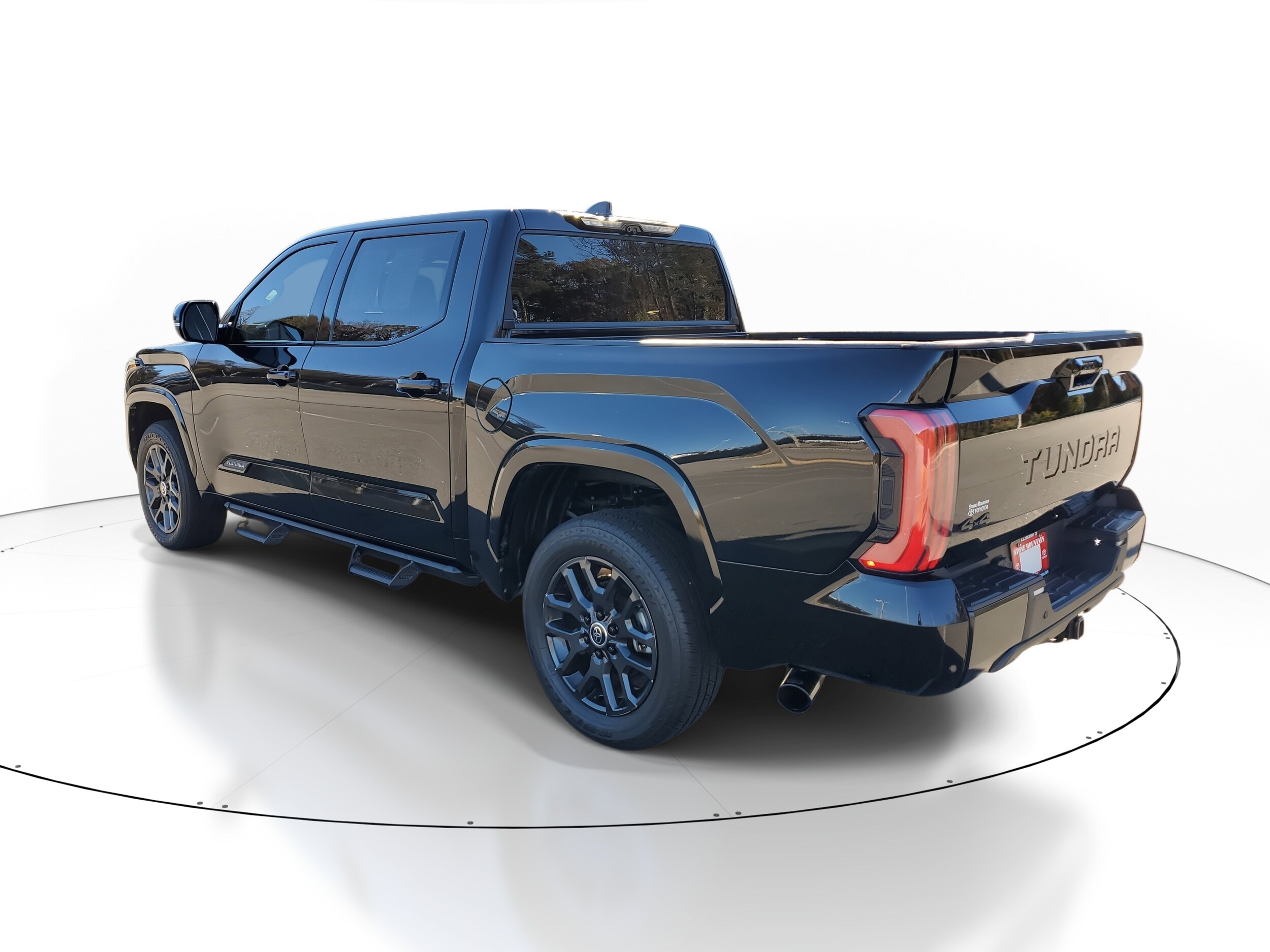 2024 Toyota Tundra Platinum photo 3