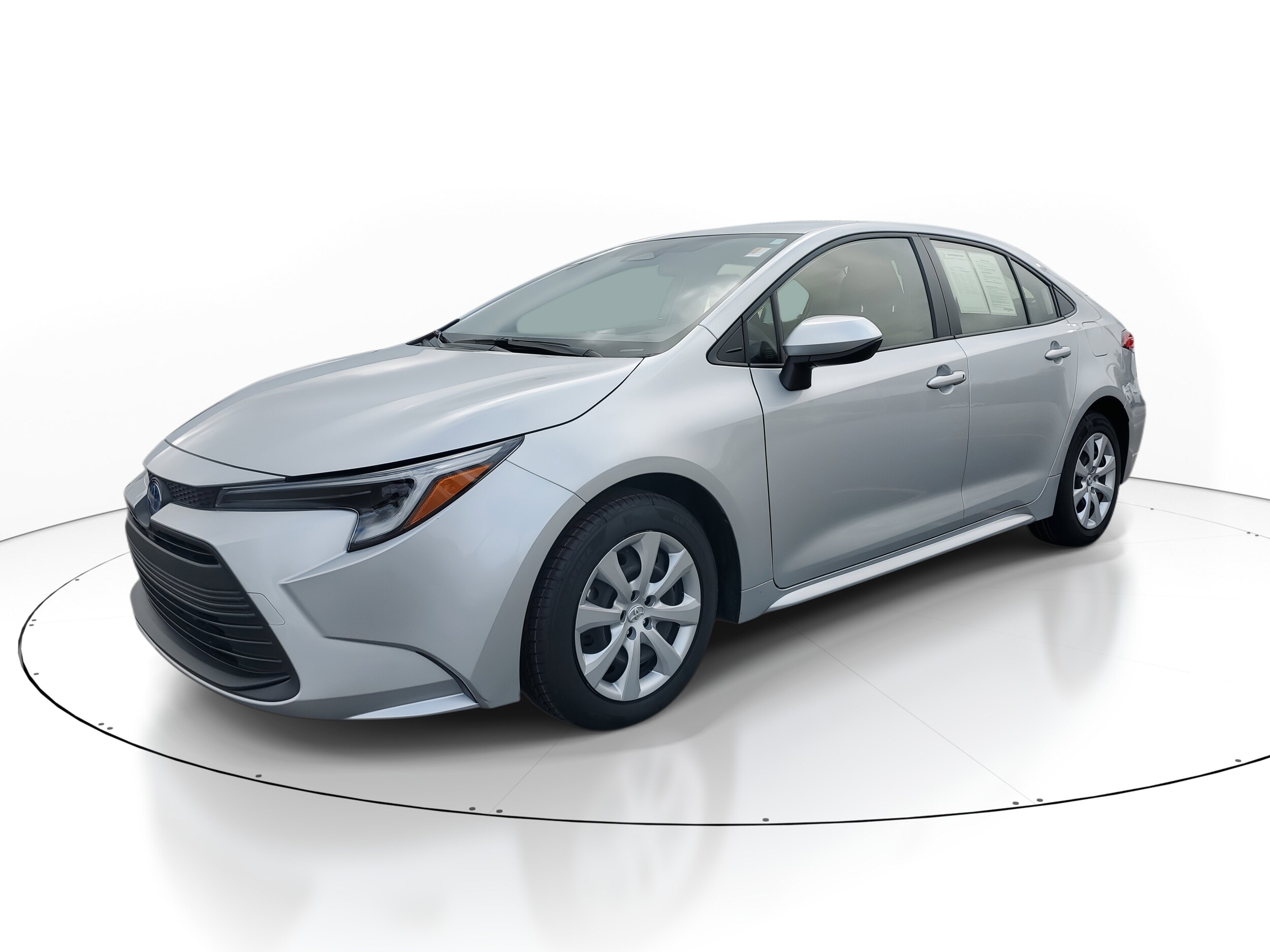 2025 Toyota Corolla Hybrid LE photo 3