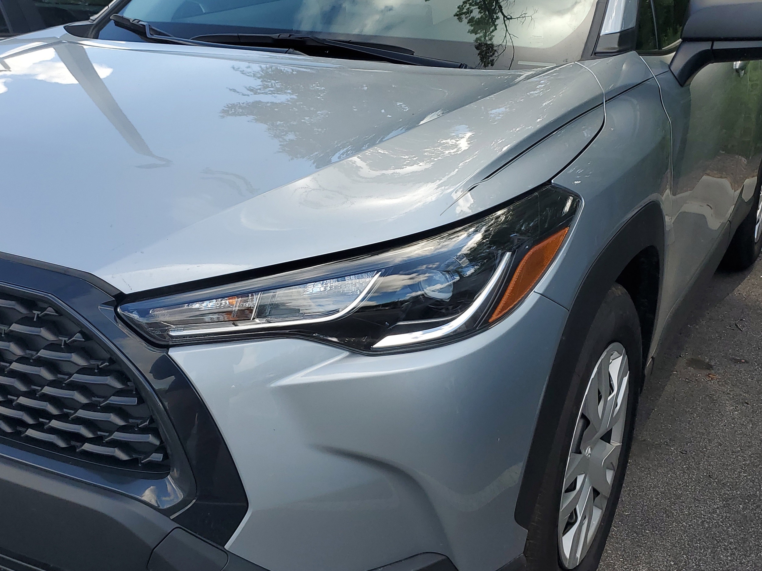 2024 Toyota Corolla Cross L photo 4