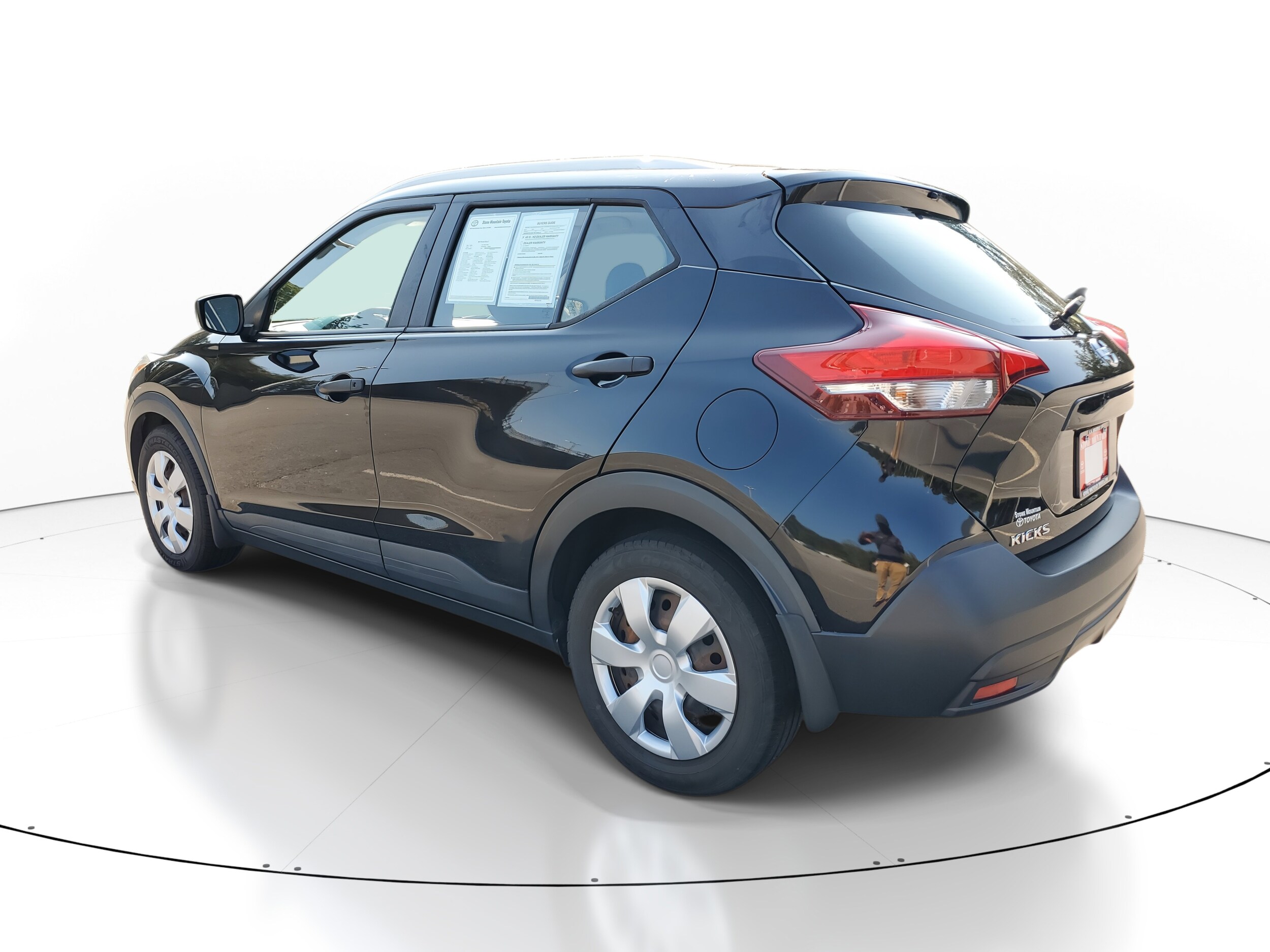2018 Nissan Kicks S photo 4