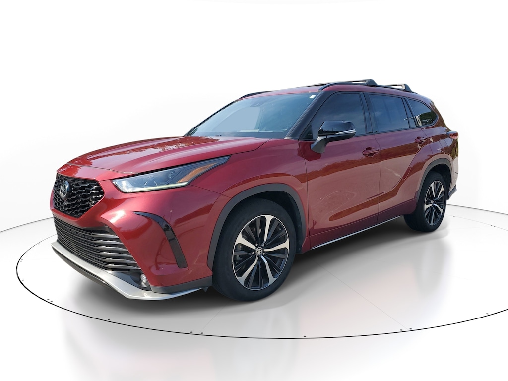 Used 2021 Toyota Highlander XSE SUV