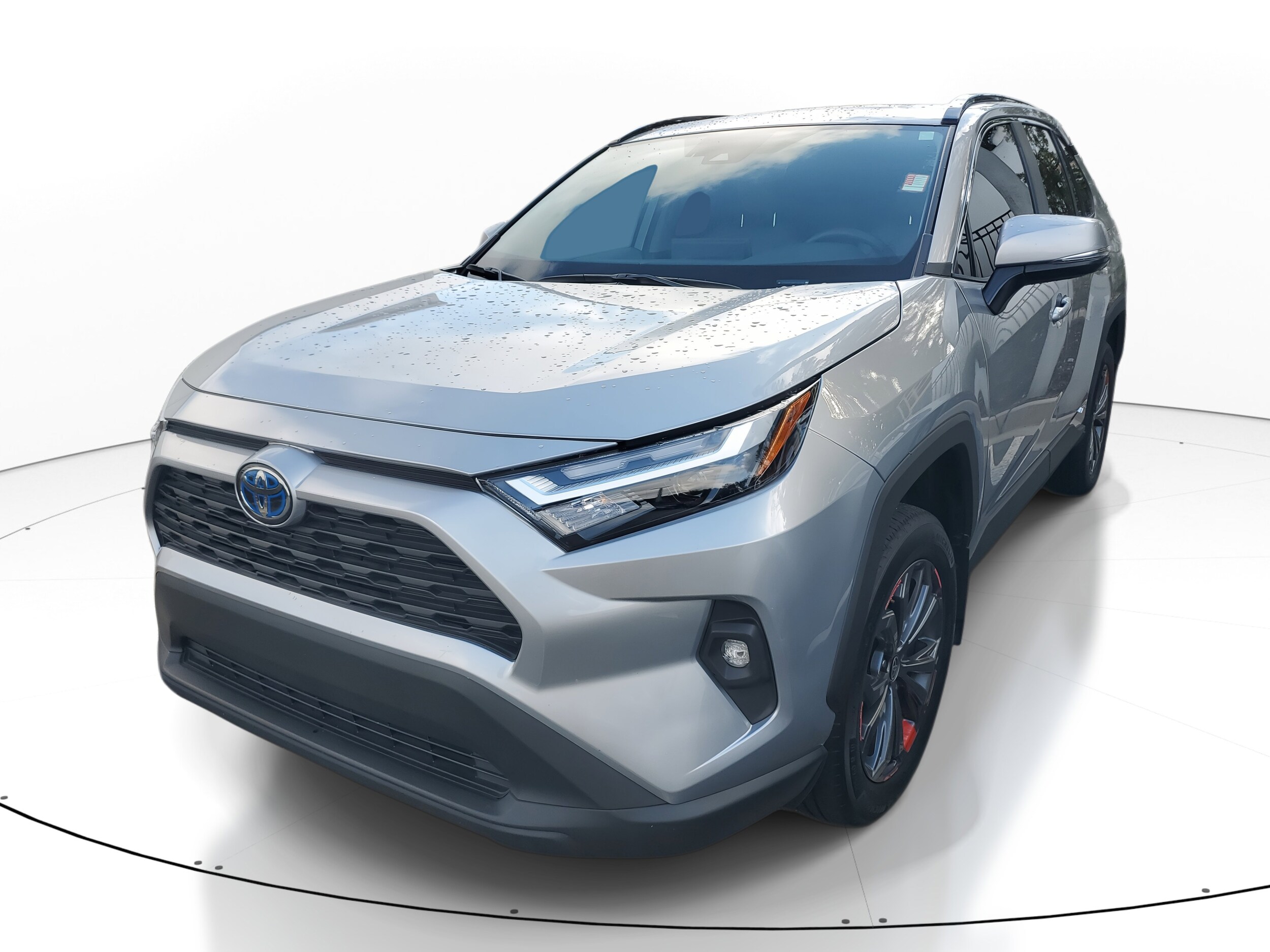 2024 Toyota RAV4 Hybrid XLE Premium photo 3
