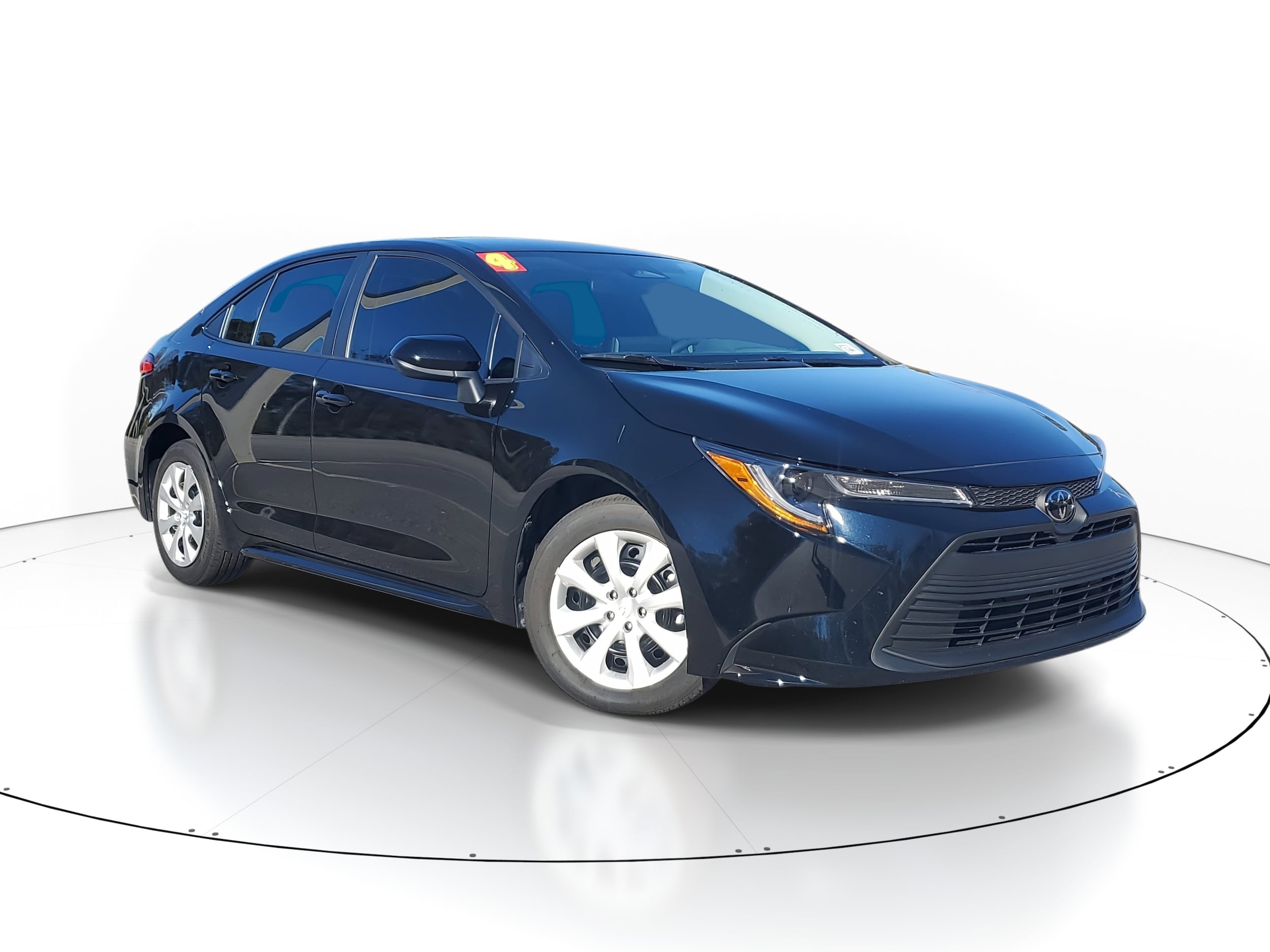 2024 Toyota Corolla LE's photo