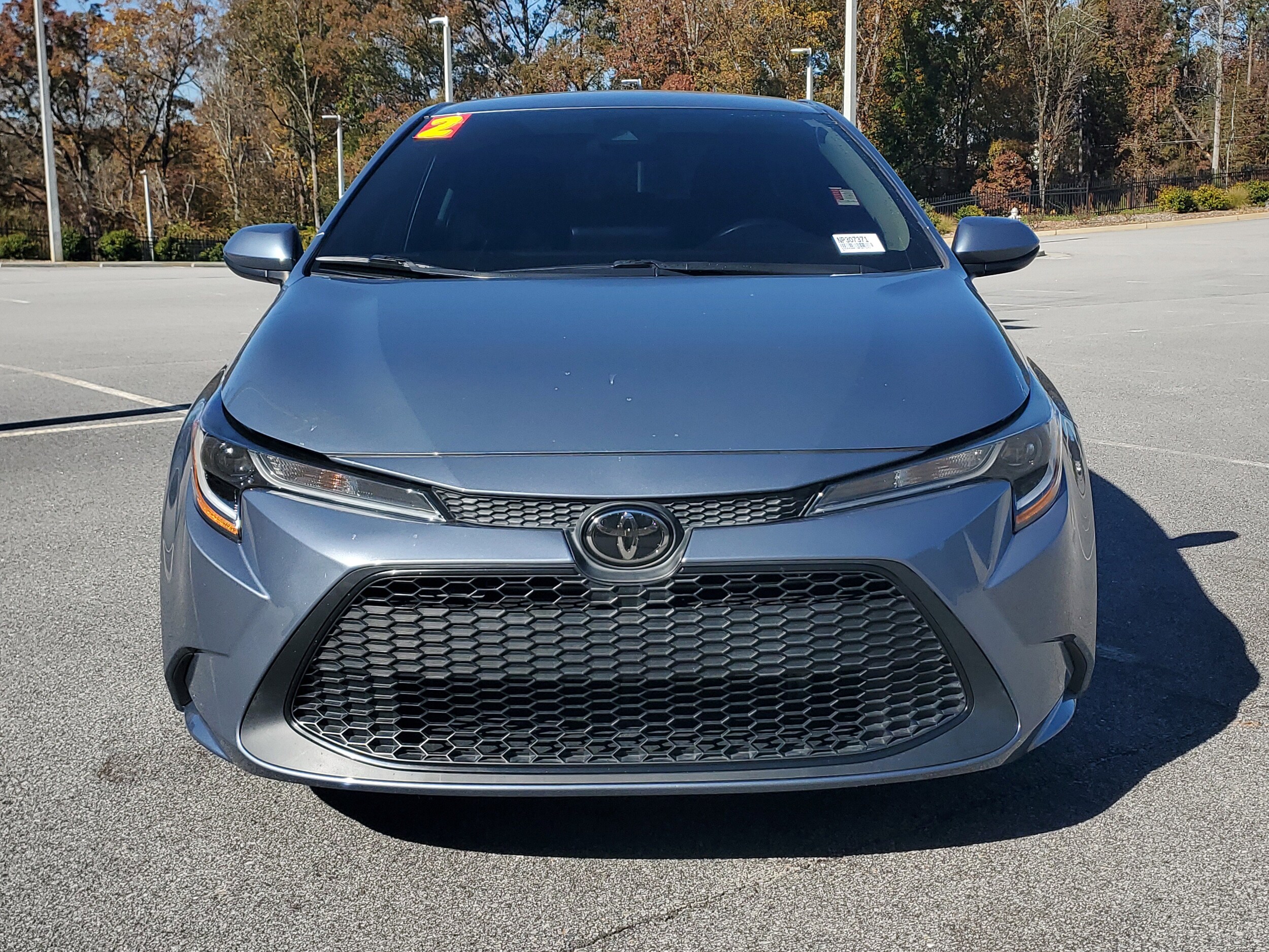 2022 Toyota Corolla LE photo 2