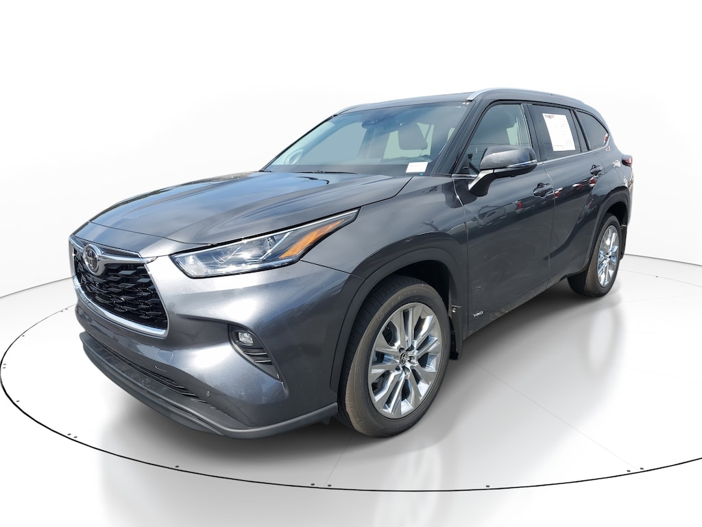 Used 2025 Toyota Highlander Hybrid Limited SUV