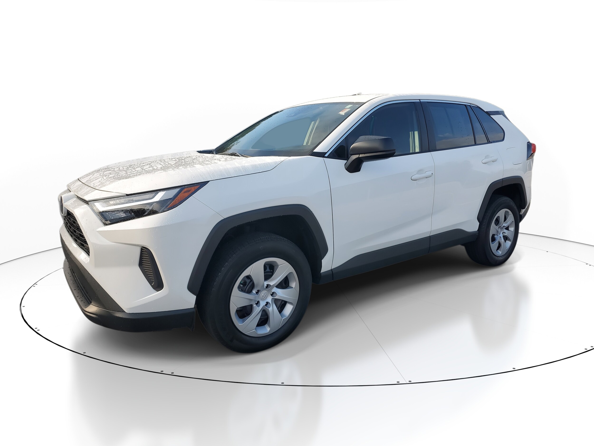 2024 Toyota RAV4 LE photo 3
