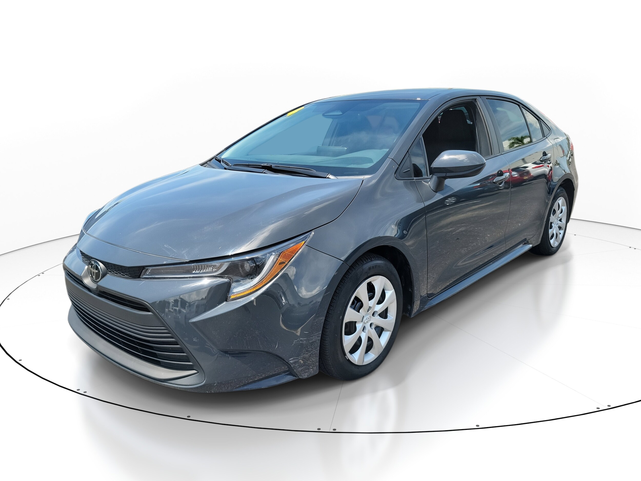 2024 Toyota Corolla LE photo 2