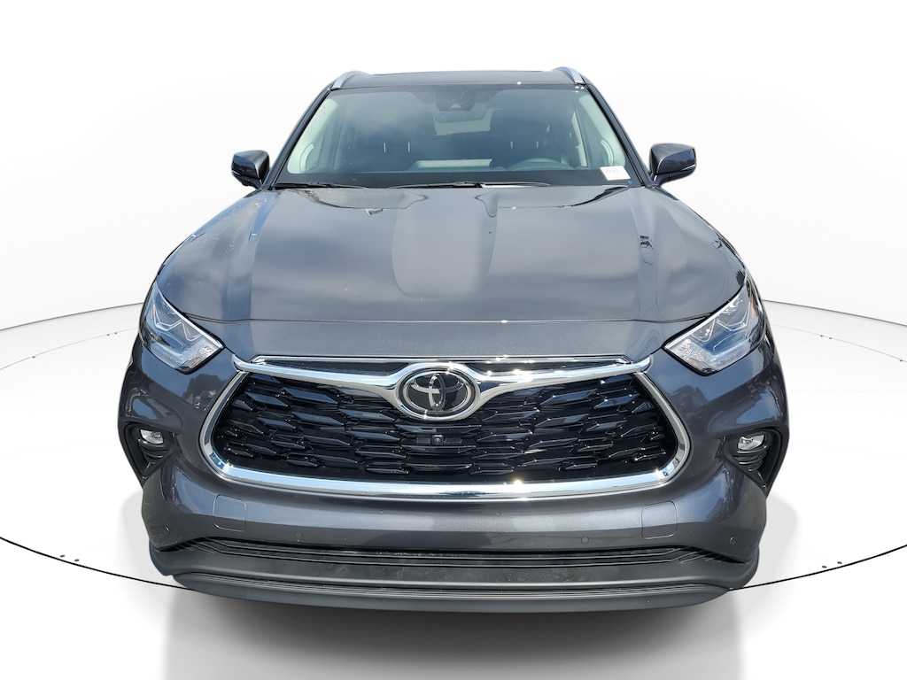 Used 2025 Toyota Highlander Hybrid Limited SUV