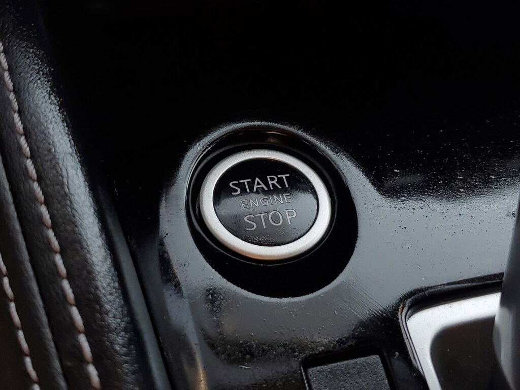 2018 Nissan Kicks S photo 24