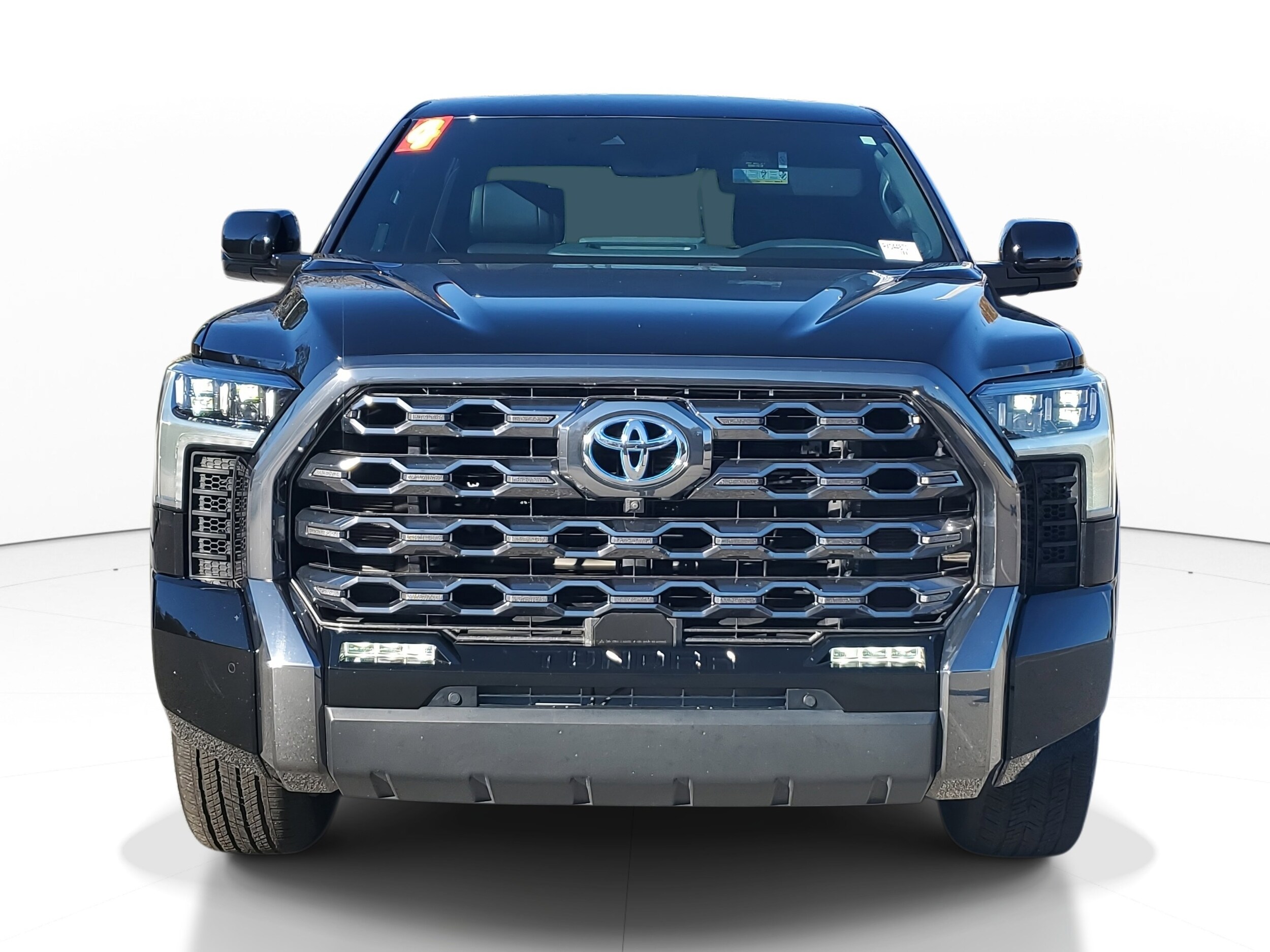 2024 Toyota Tundra Platinum photo 2