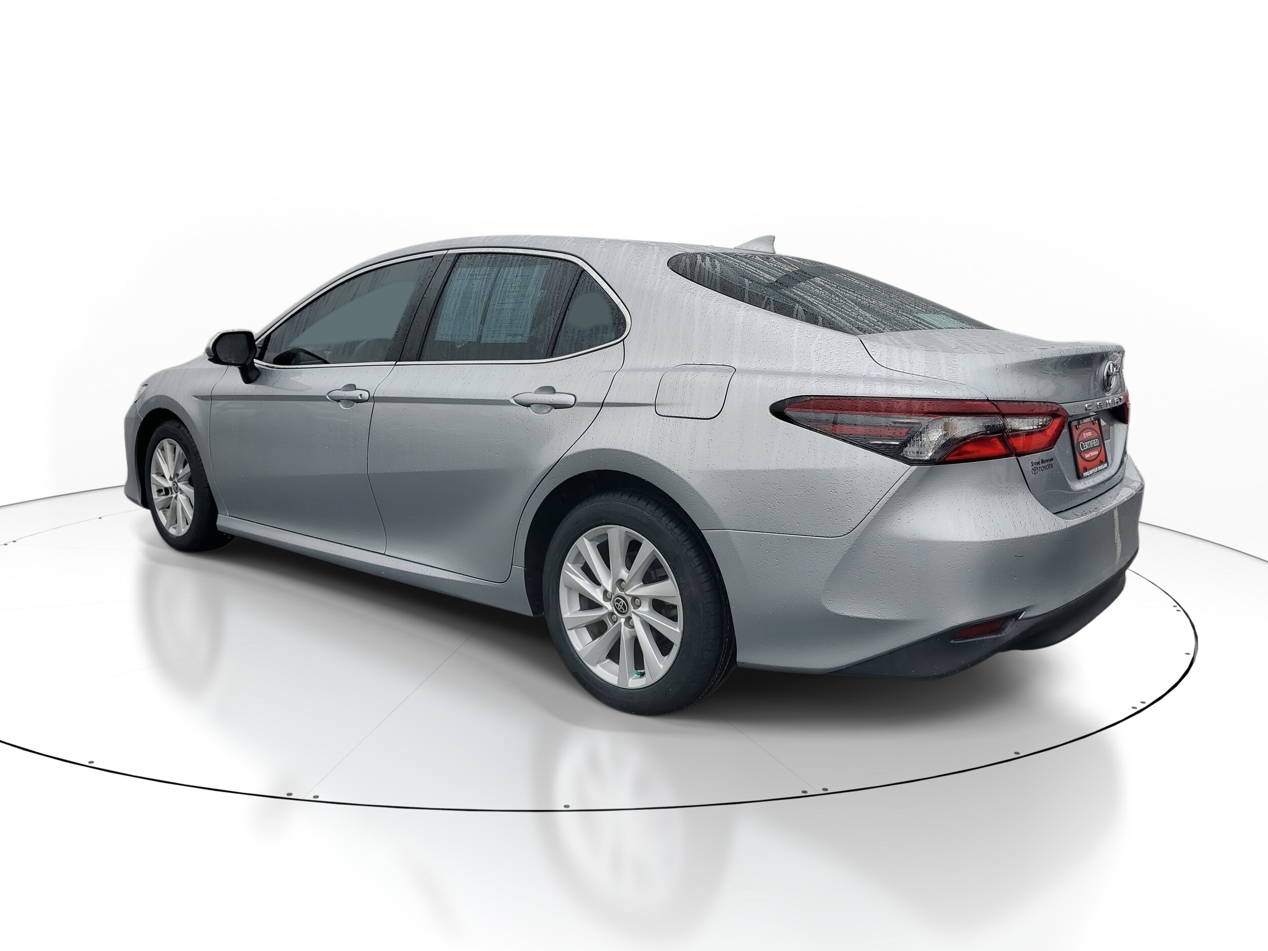 2022 Toyota Camry LE photo 4