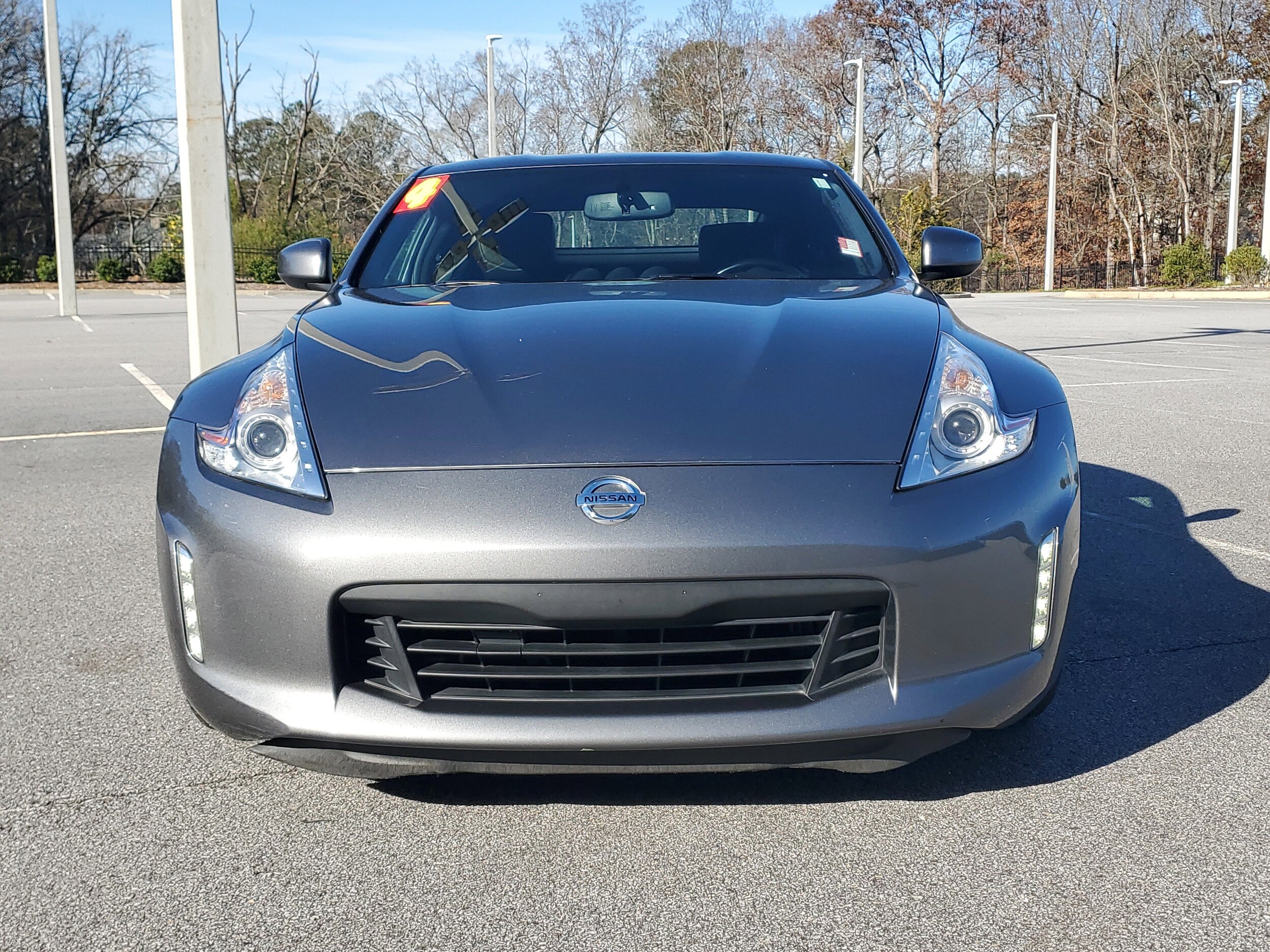 2014 Nissan 370Z Touring photo 2