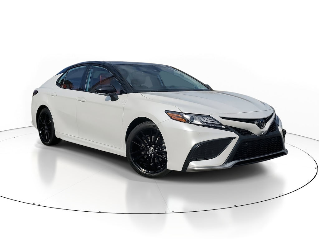 2023 Toyota Camry XSE photo 2
