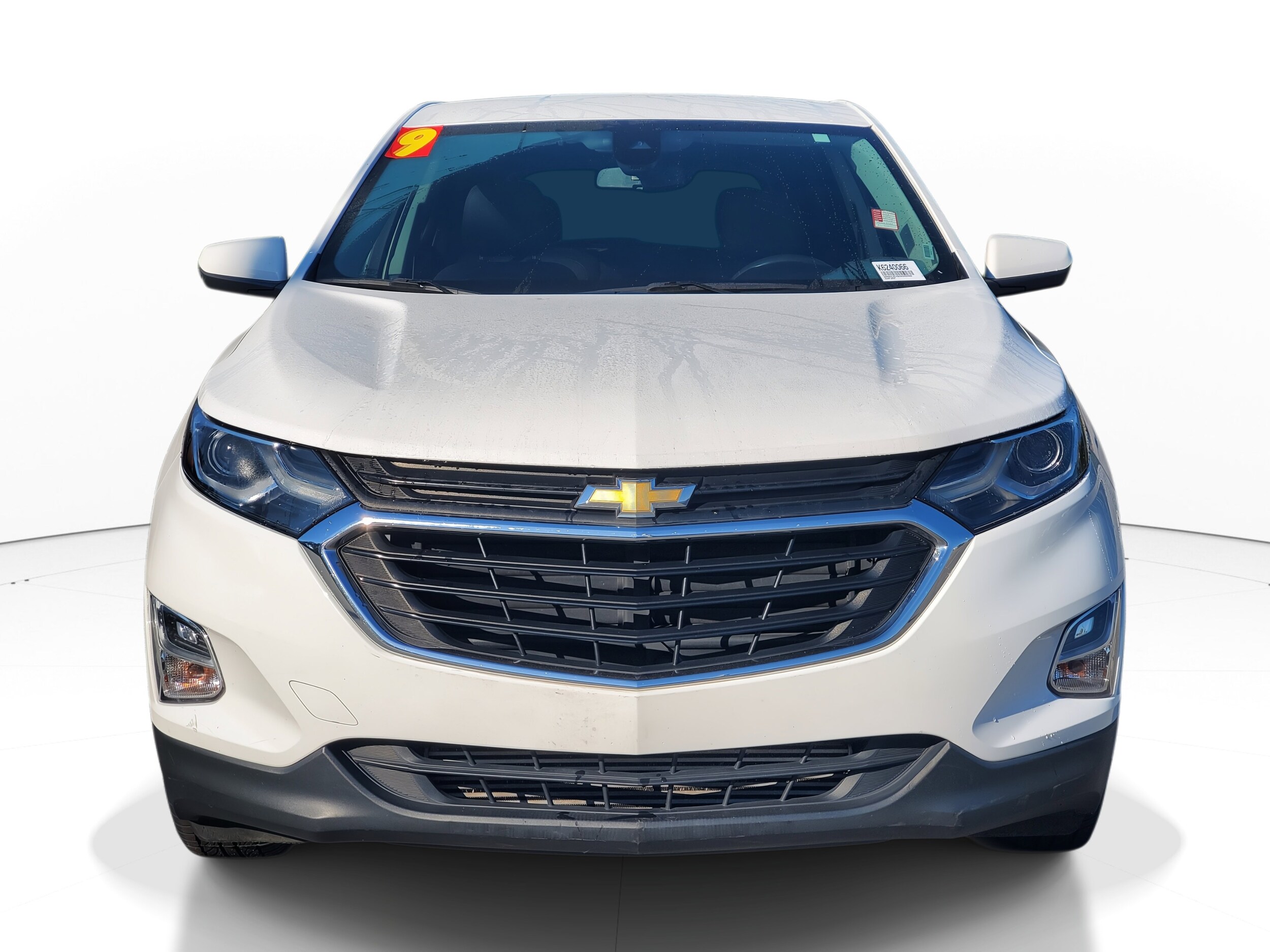 2019 Chevrolet Equinox LT photo 2