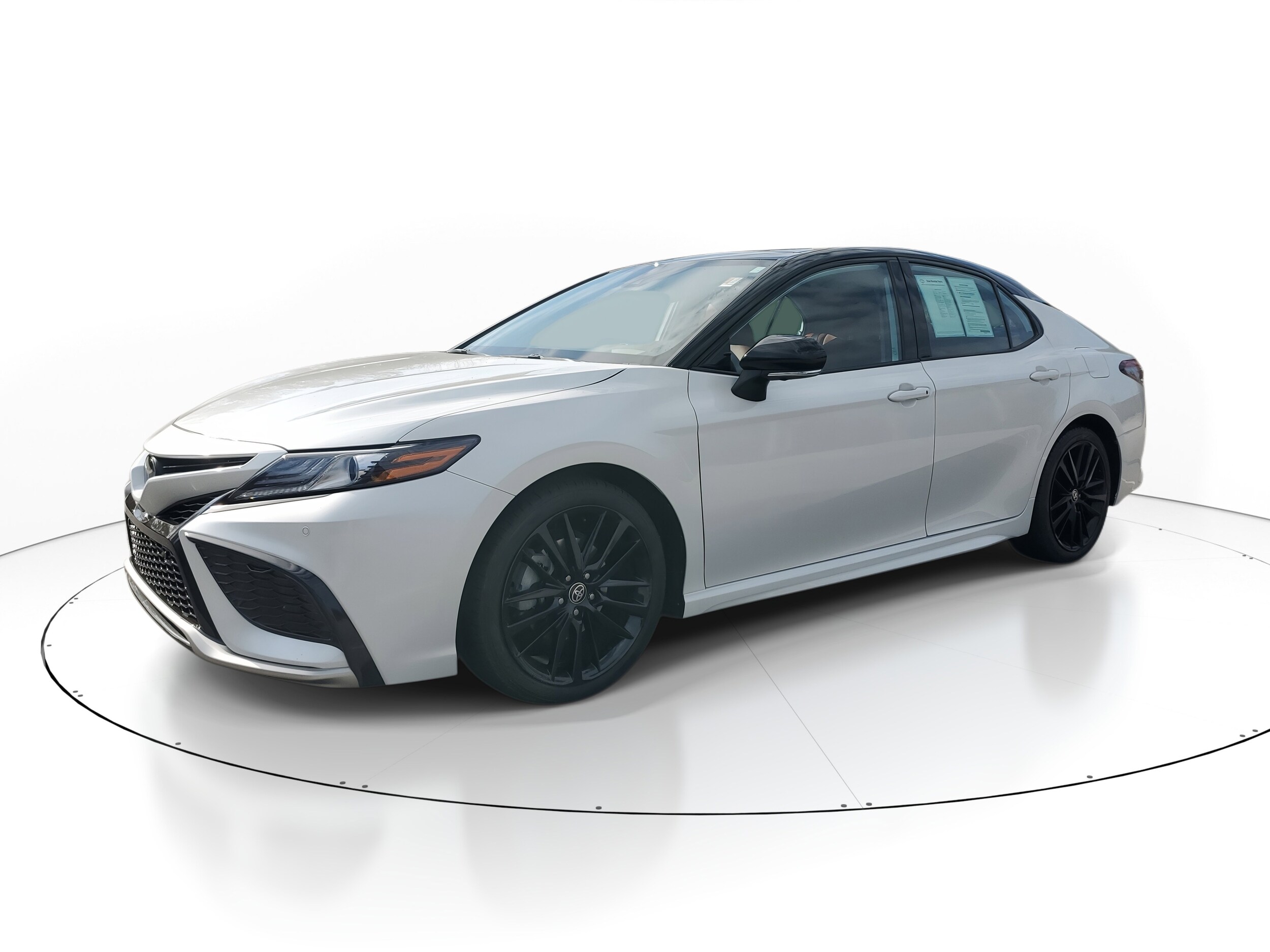 2023 Toyota Camry XSE photo 3