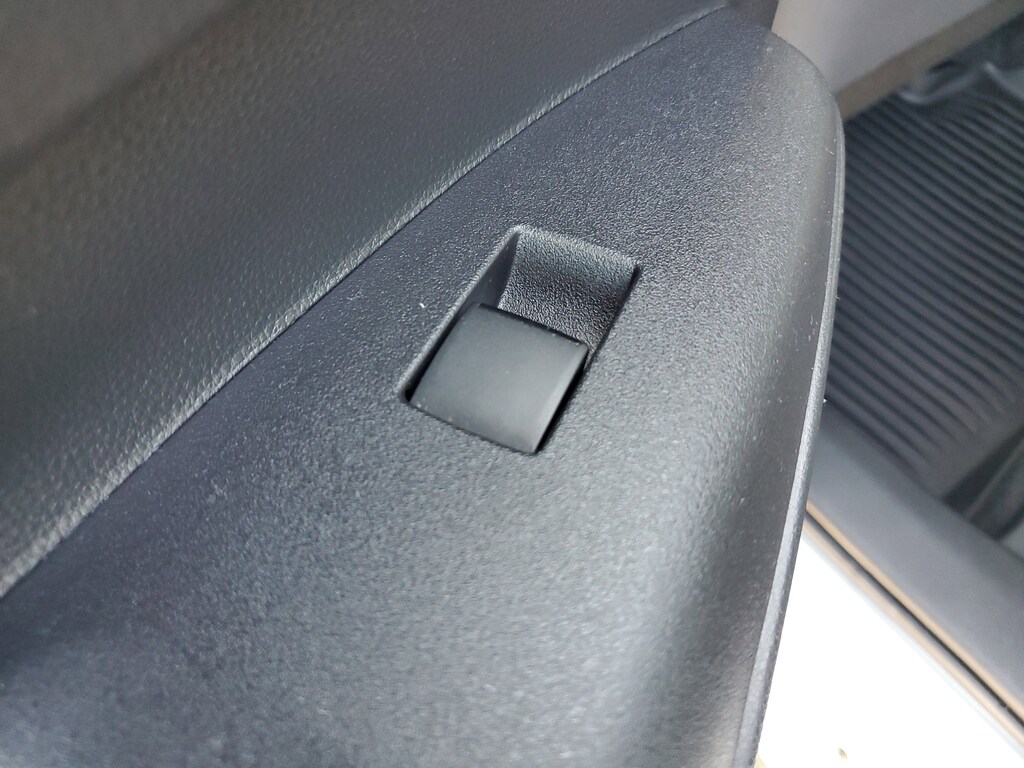 2024 Toyota Corolla SE photo 13