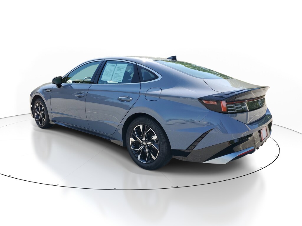 Used 2025 Hyundai Sonata SEL Sedan