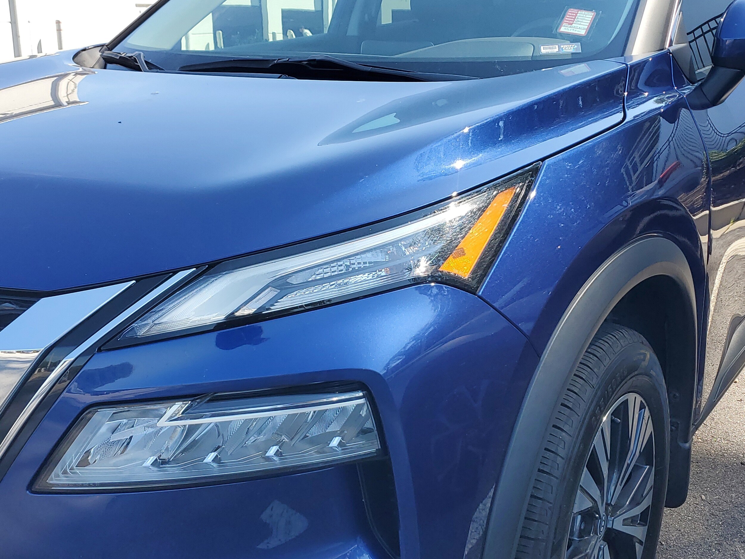 2023 Nissan Rogue SV photo 4