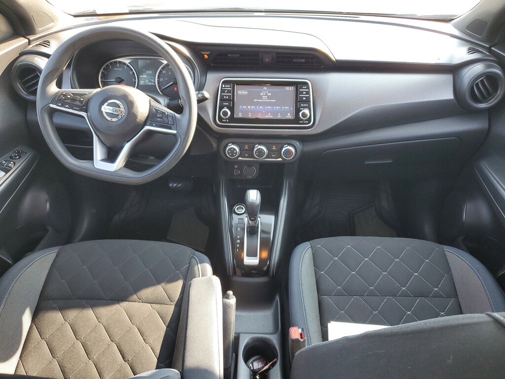 2018 Nissan Kicks S photo 12