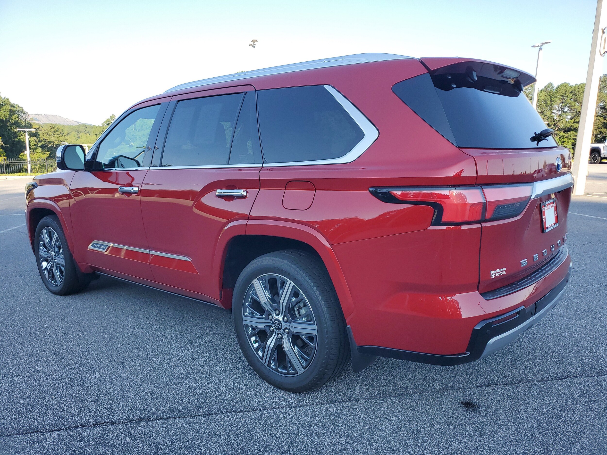 2023 Toyota Sequoia Capstone photo 4