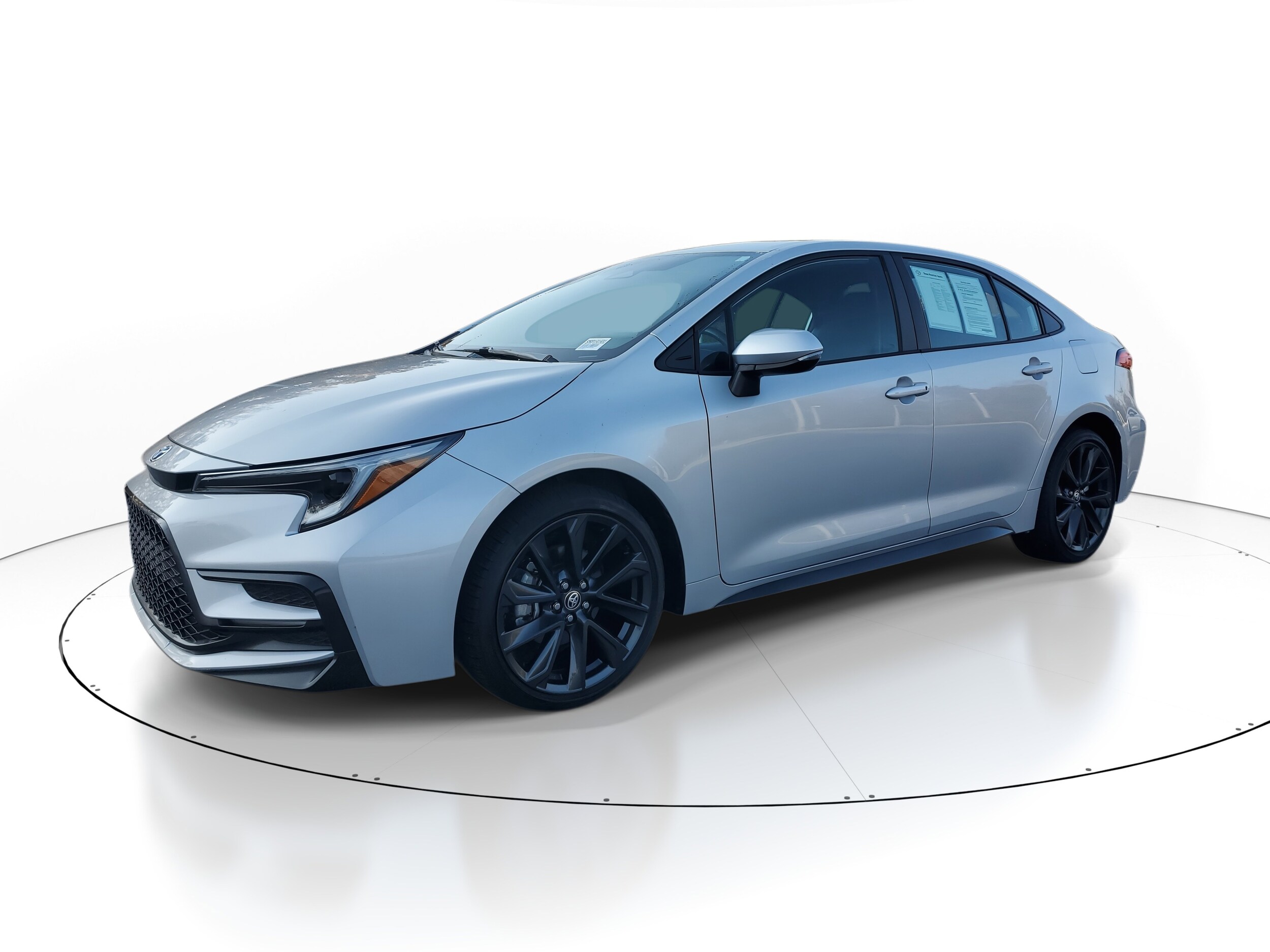 2024 Toyota Corolla SE photo 3