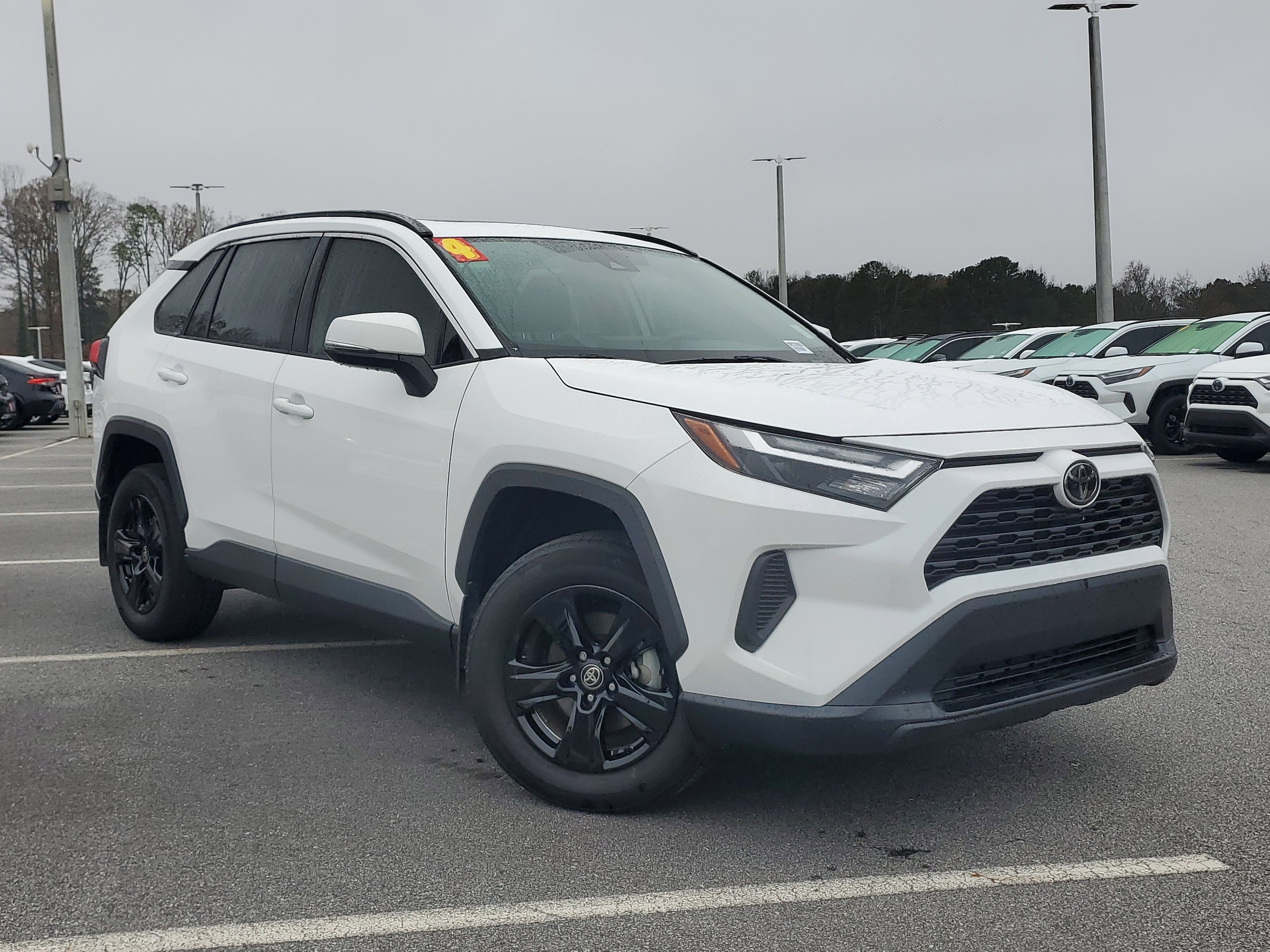 2024 Toyota RAV4 XLE