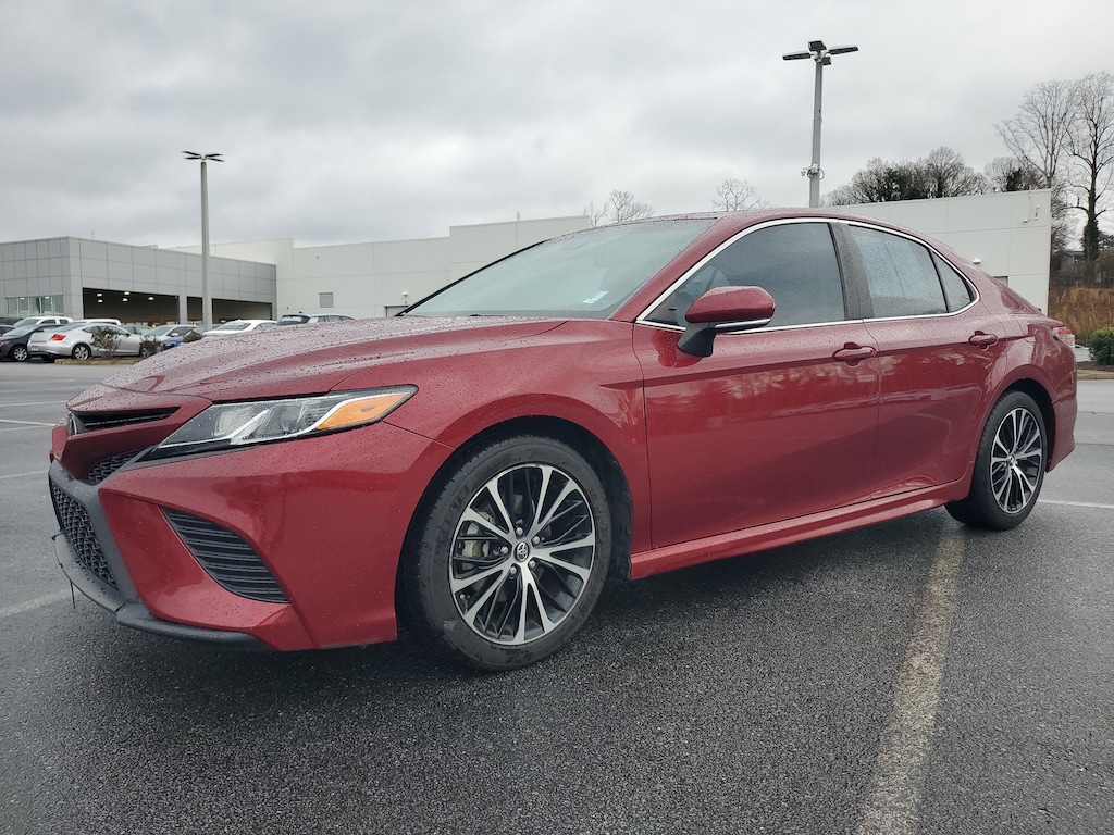 Used 2018 Toyota Camry L Sedan