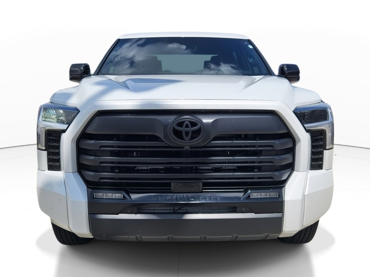 2025 Toyota Tundra Limited photo 2