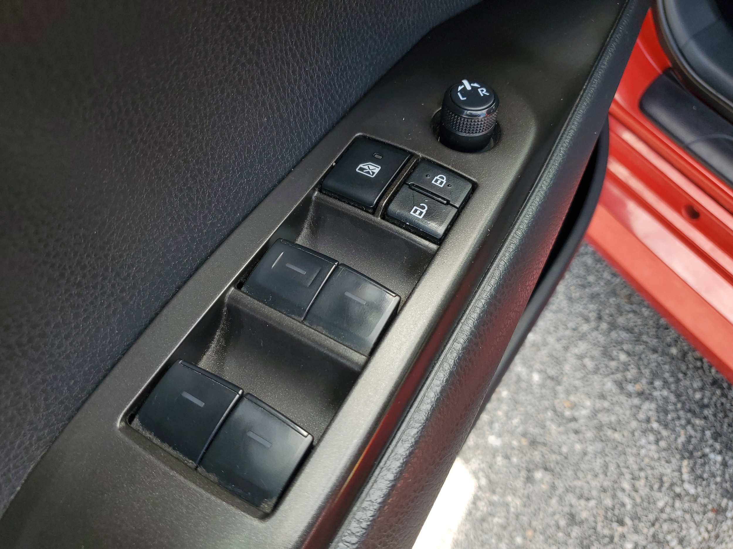 2024 Toyota Camry LE - Photo 16