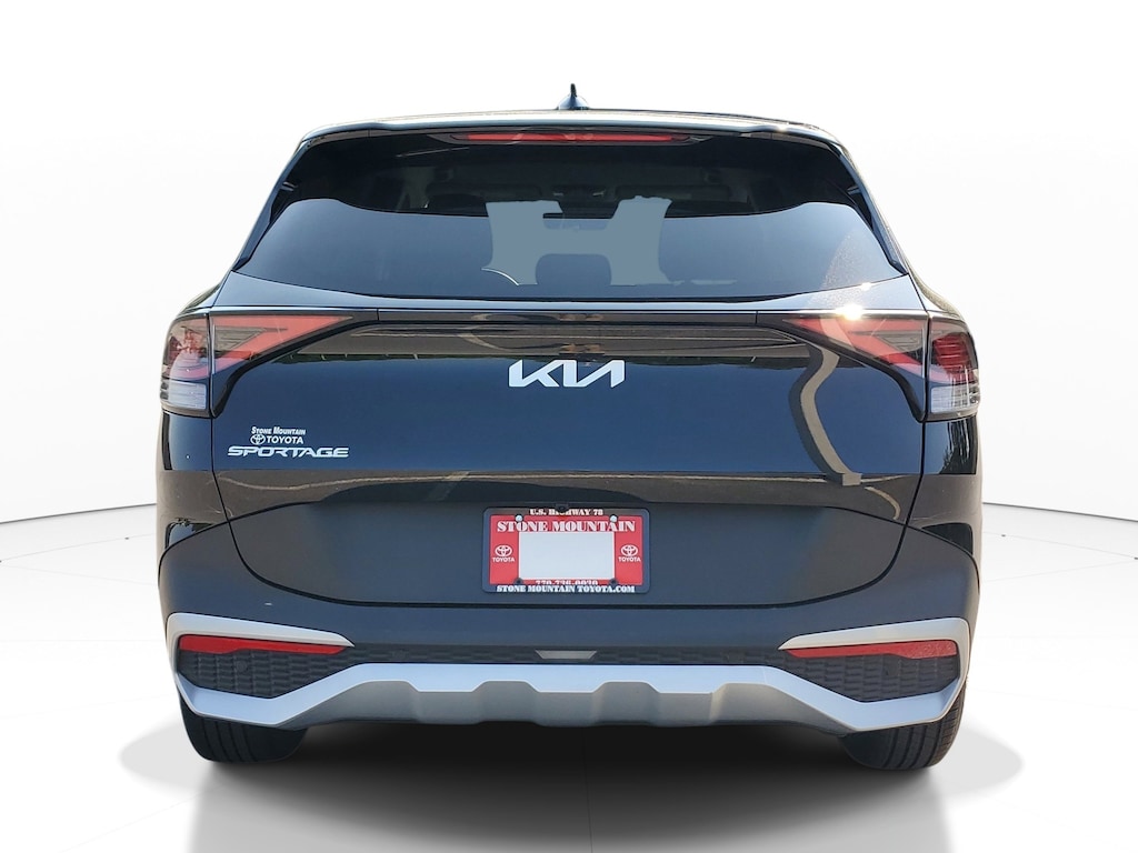 Used 2025 Kia Sportage LX SUV