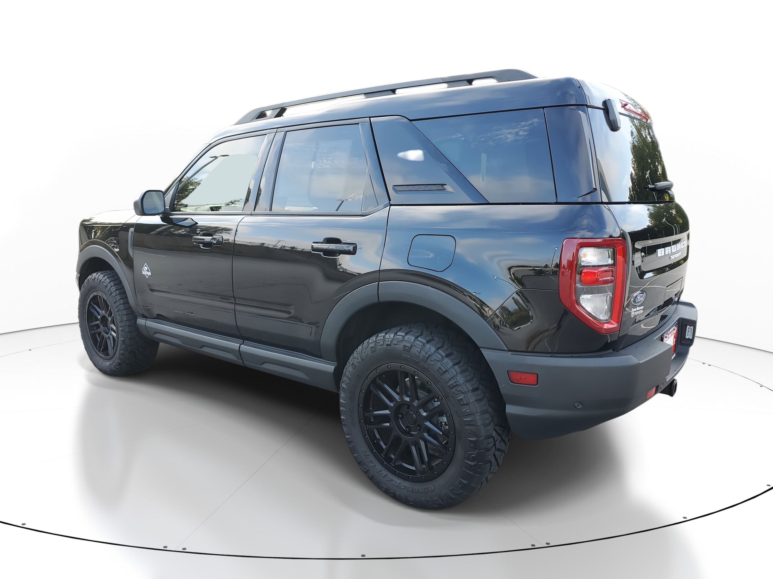 2024 Ford Bronco Sport Outer Banks photo 4