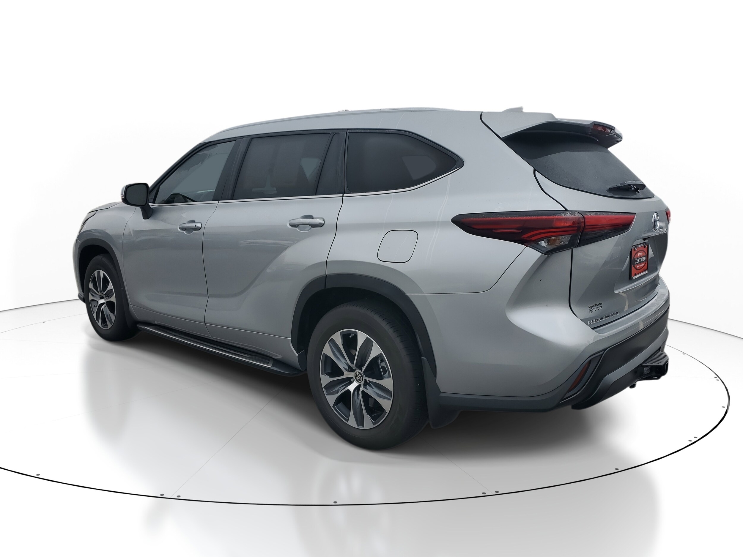 2024 Toyota Highlander Hybrid XLE photo 4