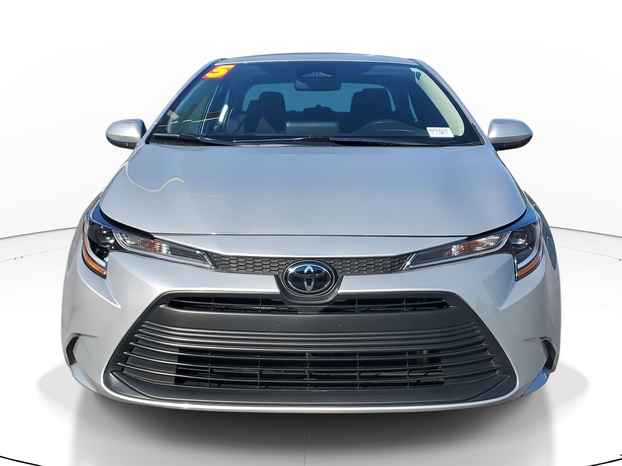 2025 Toyota Corolla LE photo 2