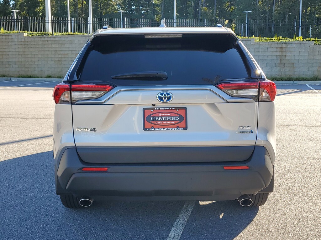 2024 Toyota RAV4 Hybrid XLE Premium photo 2