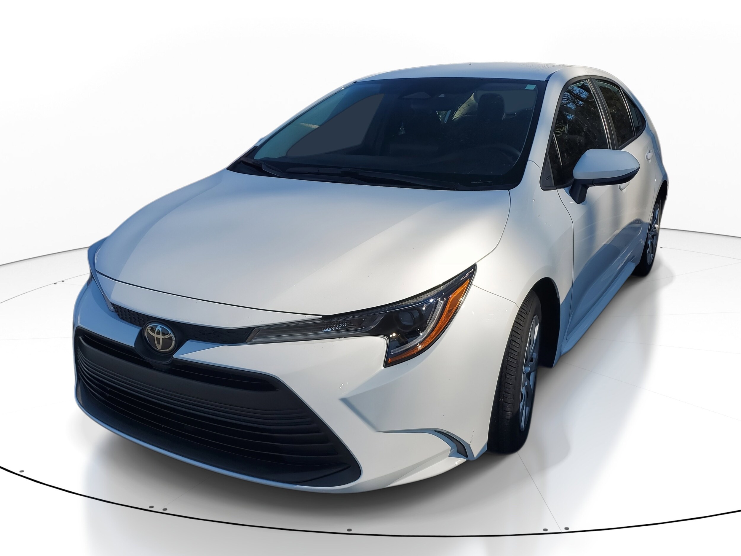 2025 Toyota Corolla LE photo 3