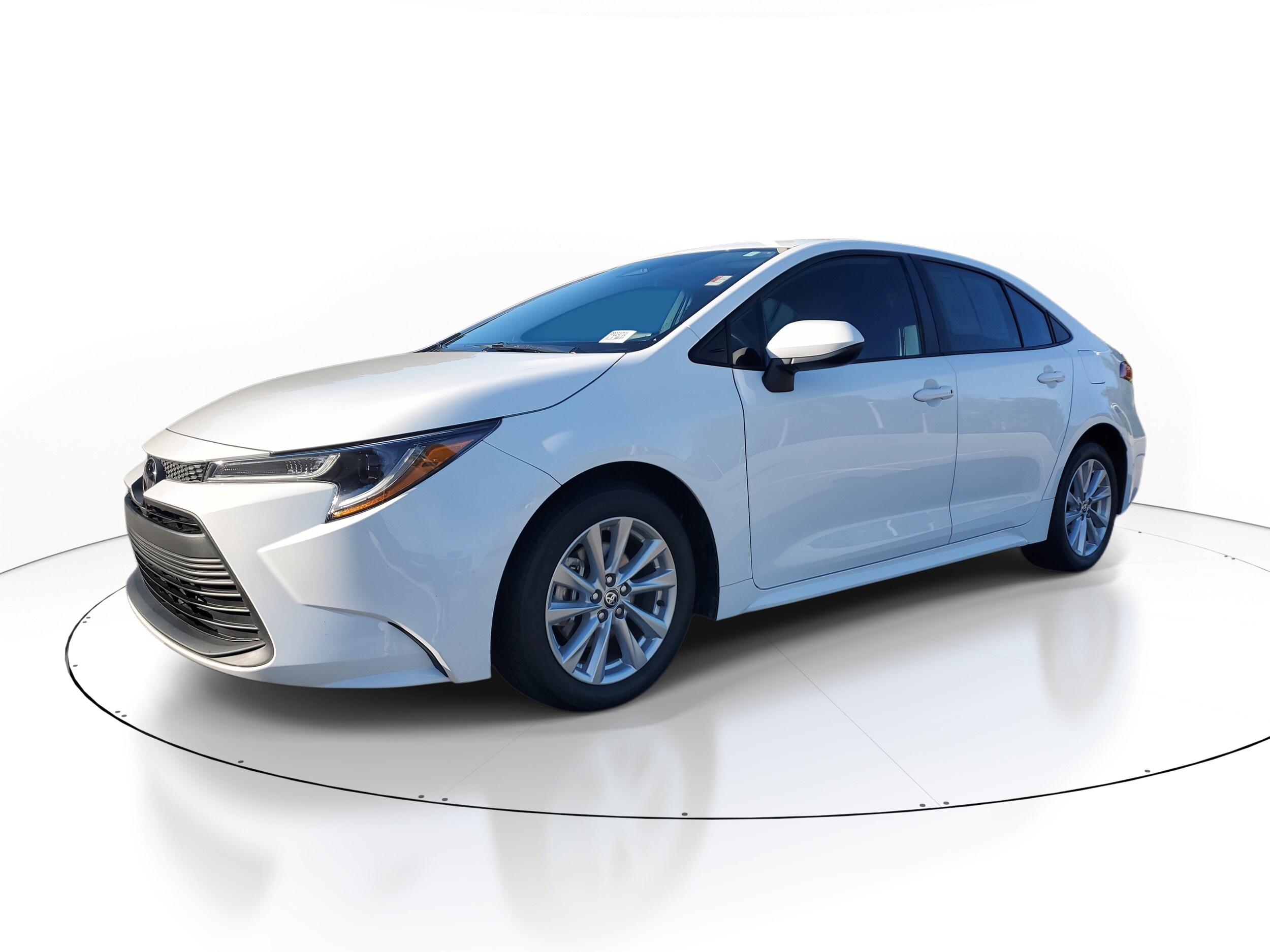 2023 Toyota Corolla LE photo 3